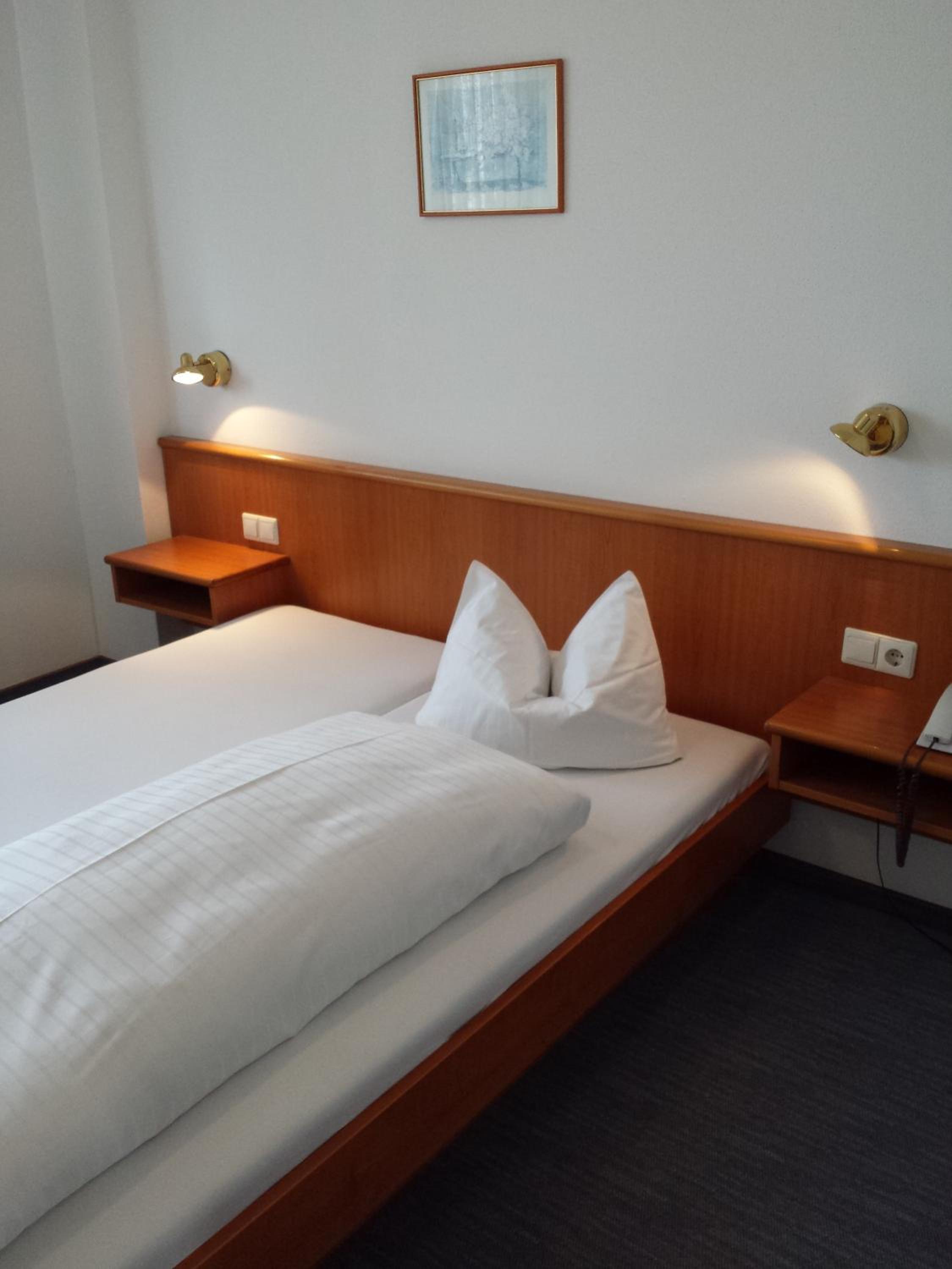 Double Room - Photo 1