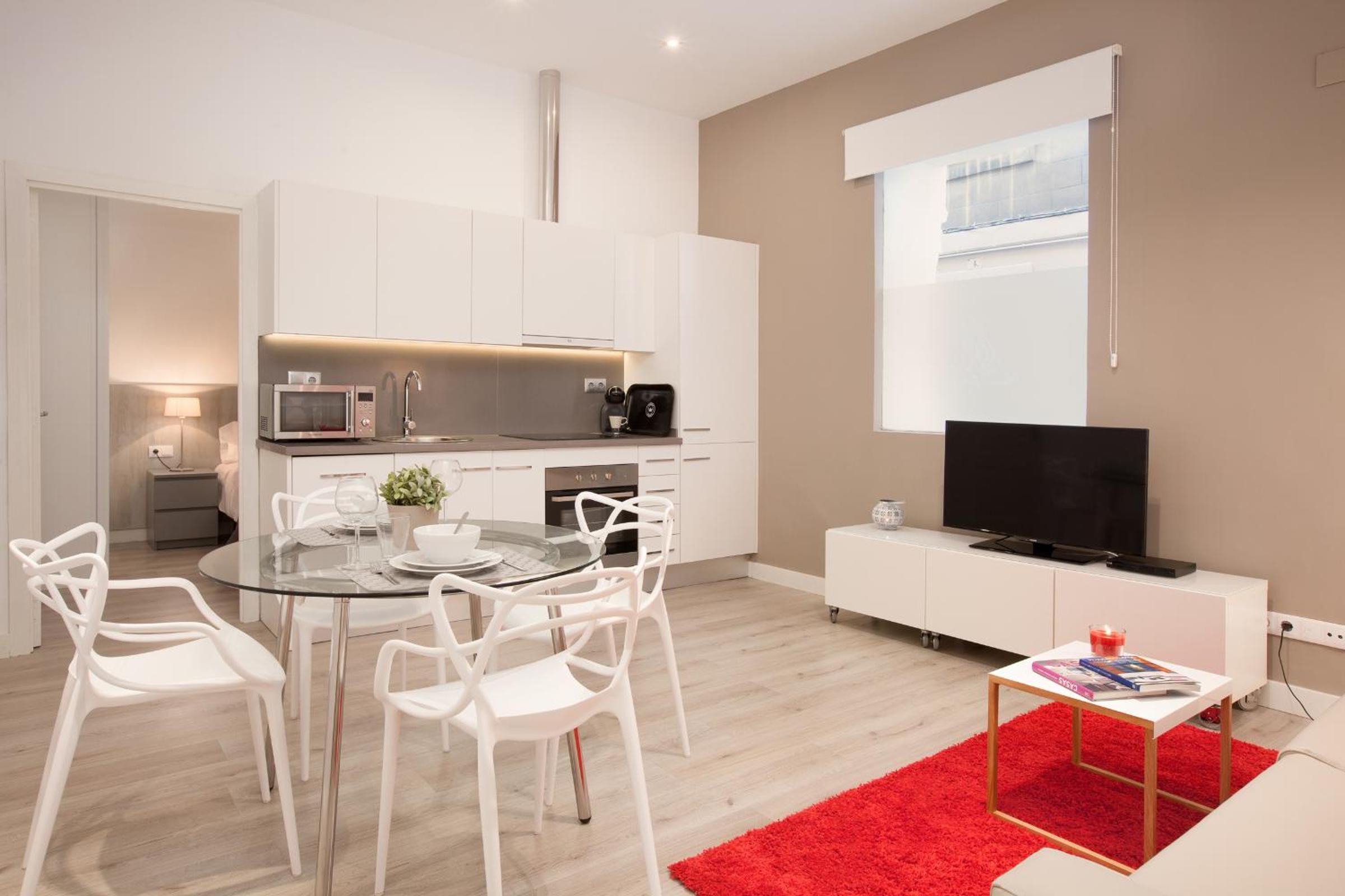 One-Bedroom Apartment - Ground Floor - Red photo 2