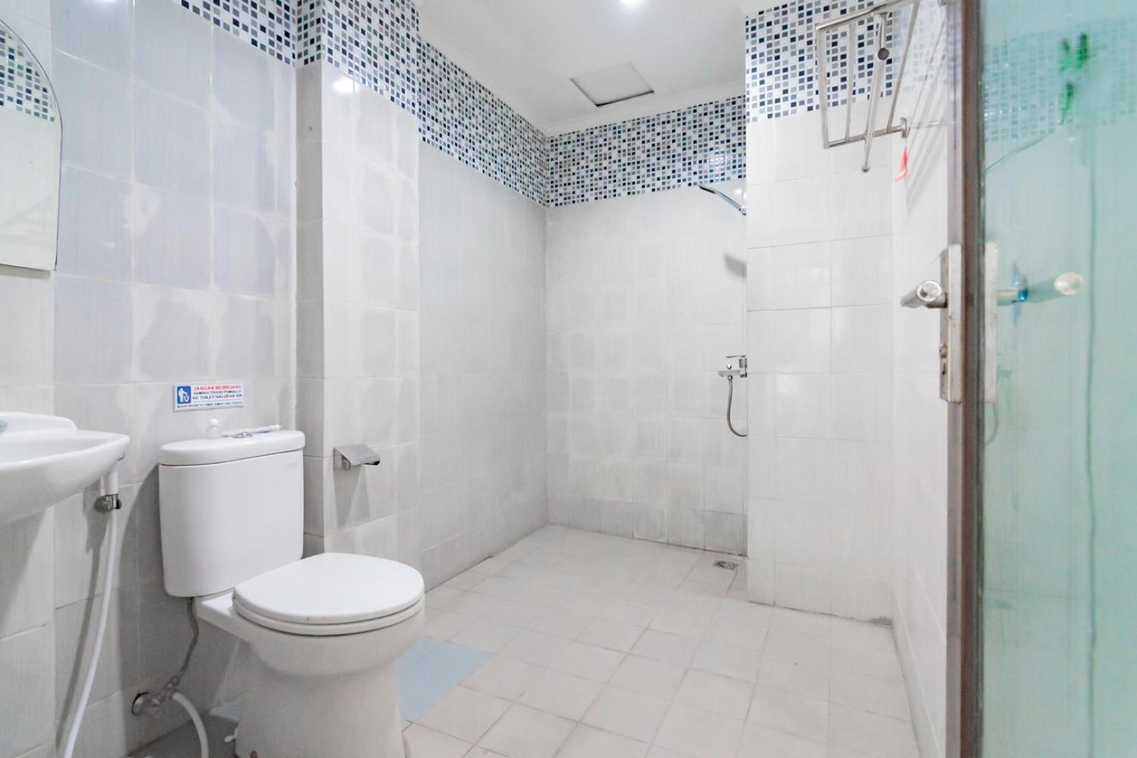 Suite - Photo 3