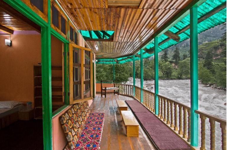 Deluxe Double Room With Balcony photo 3