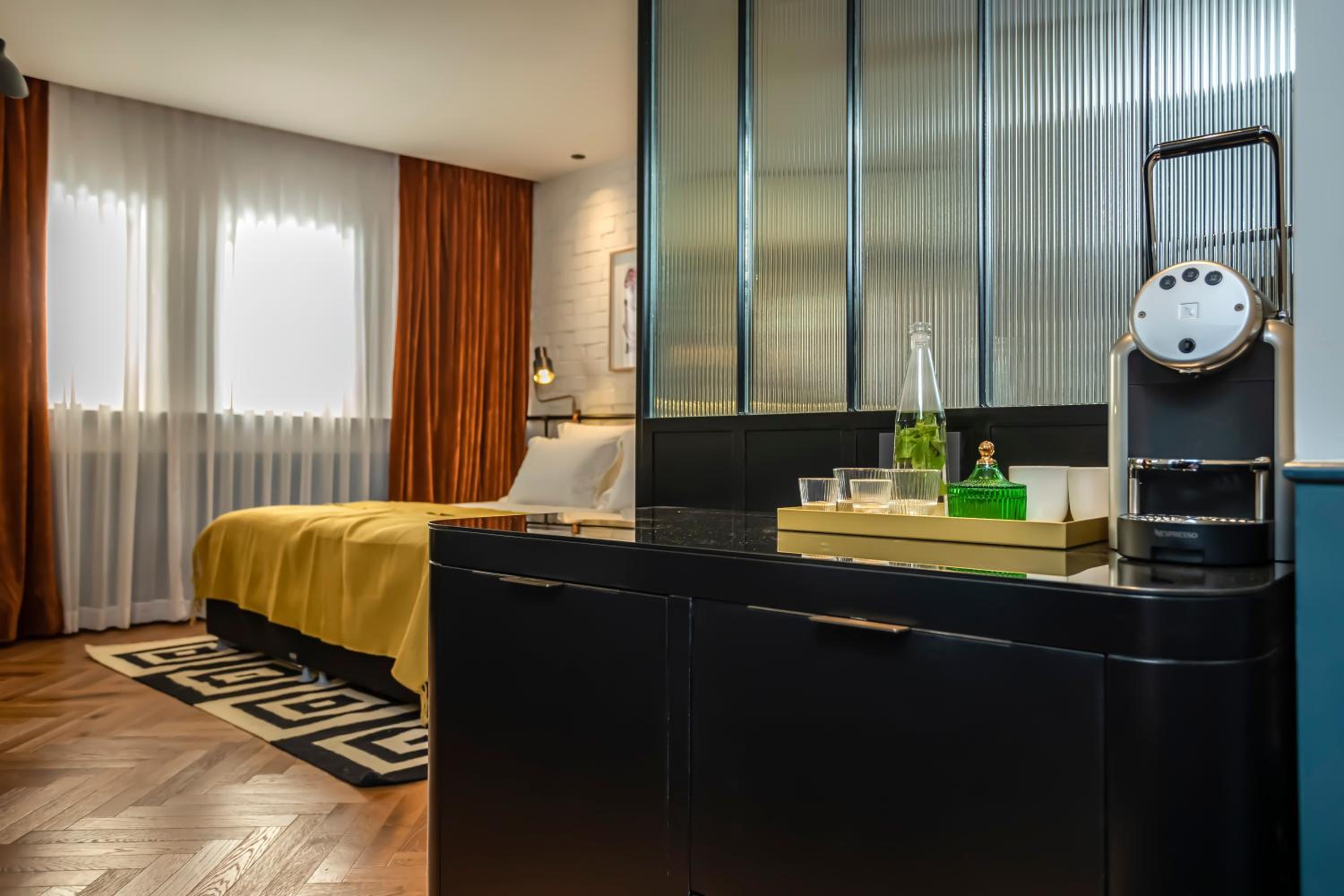 Premium Room - Photo 2