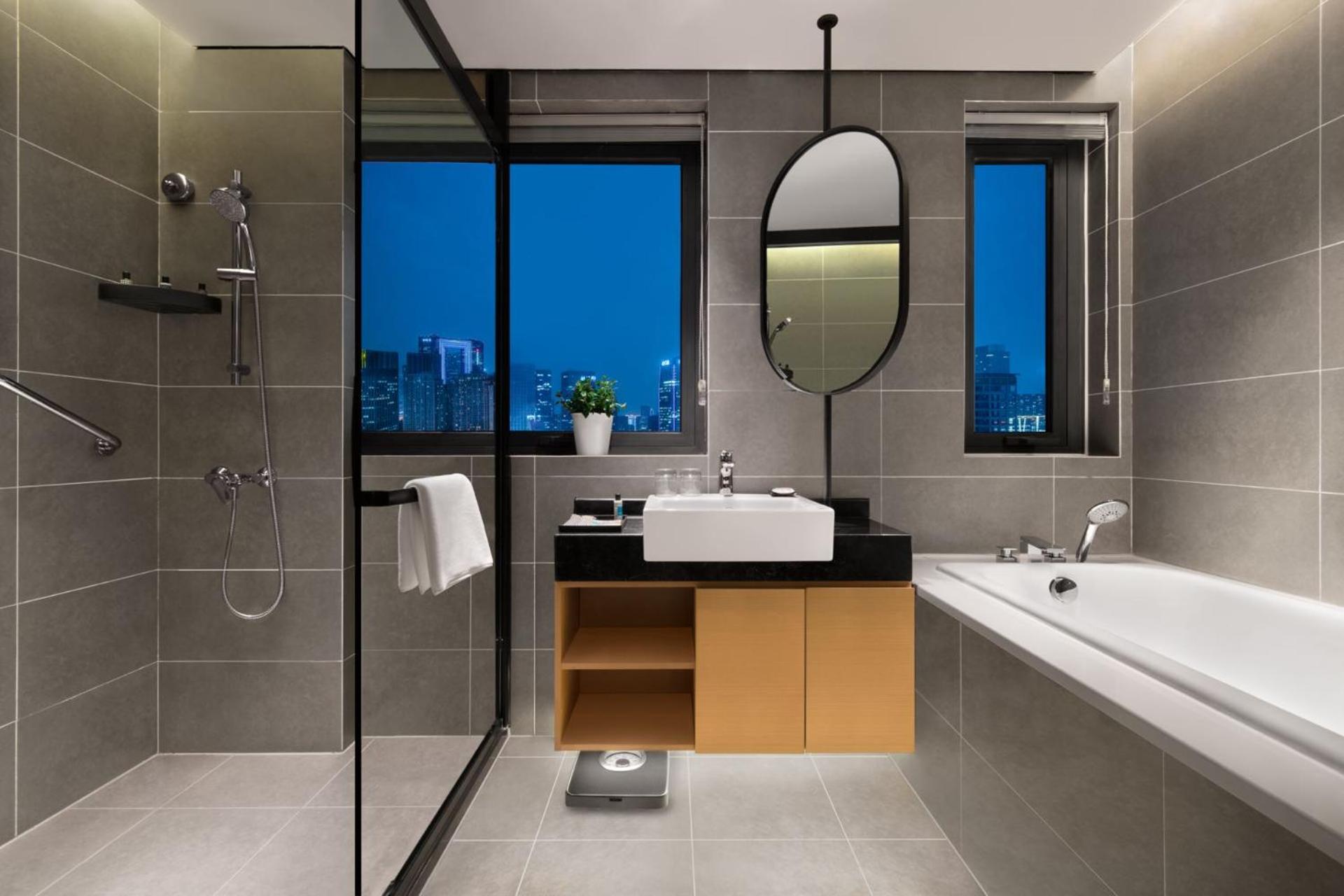 One-Bedroom Executive - Photo 3