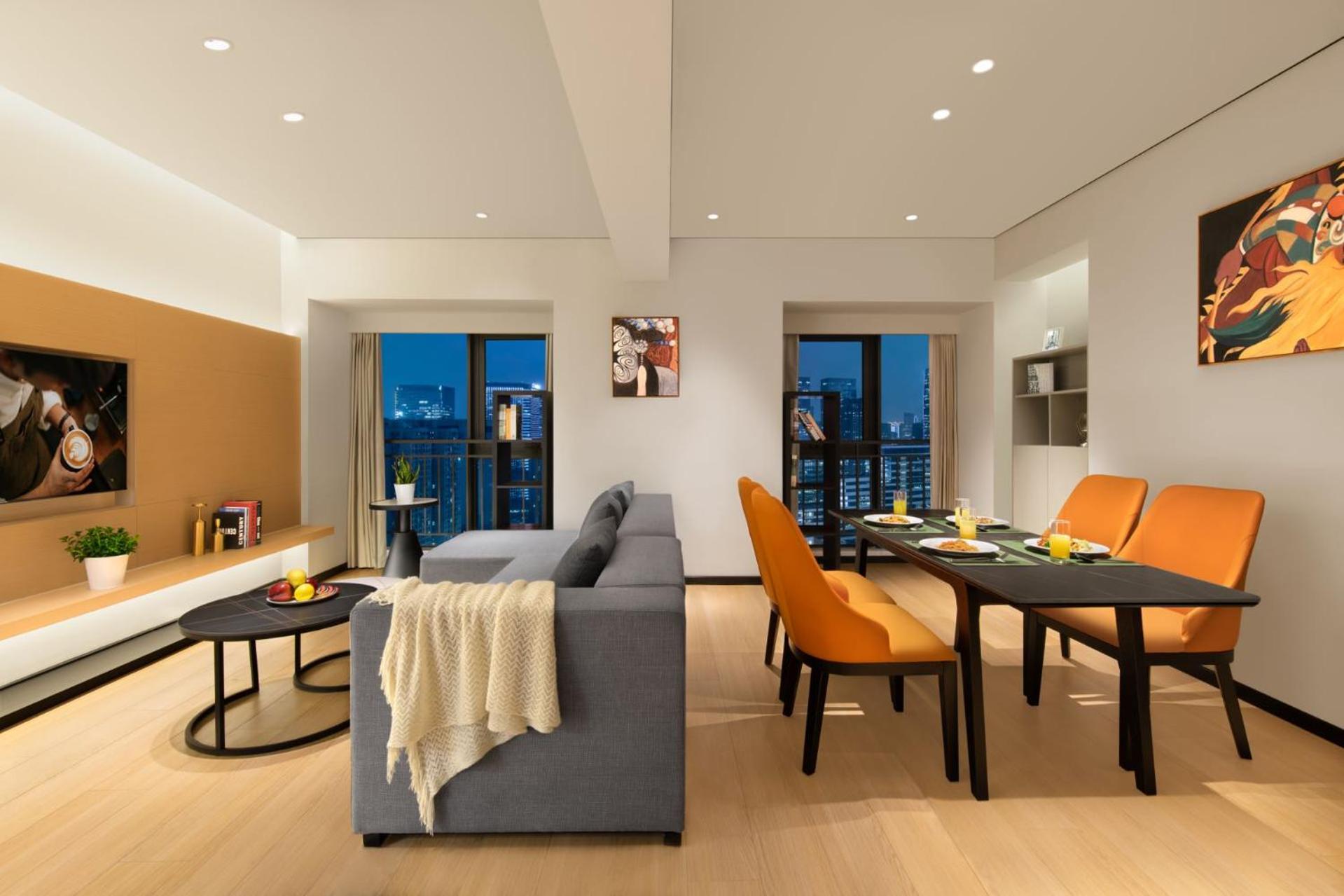 Two-Bedroom Premier - Photo 2