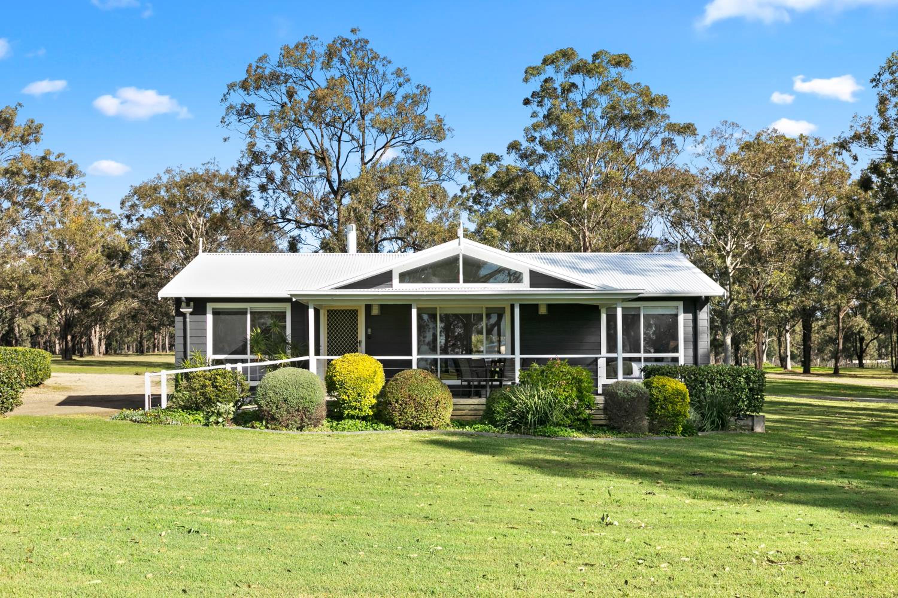 Two-Bedroom House photo 3
