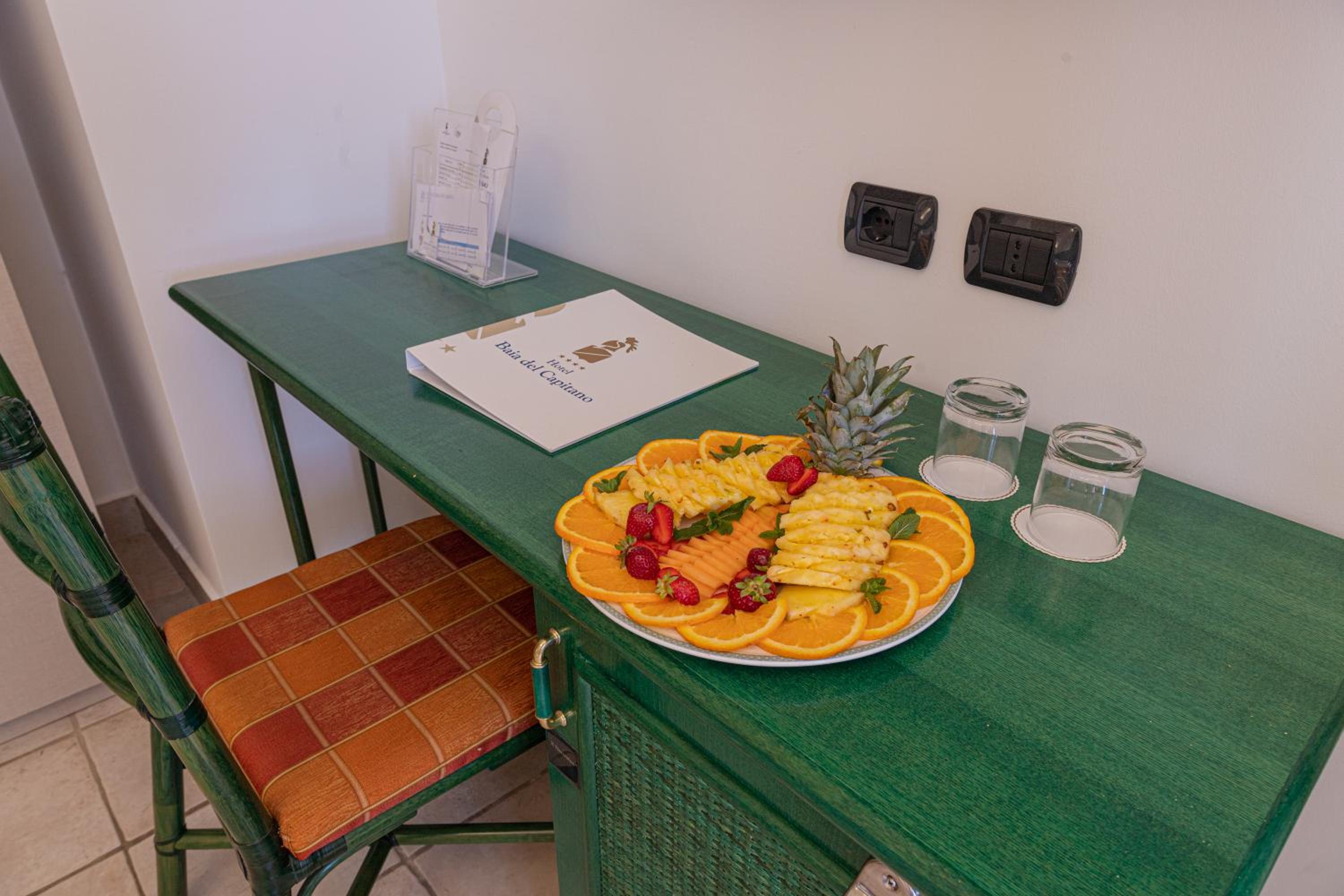 Triple Room with Garden View - Photo 4