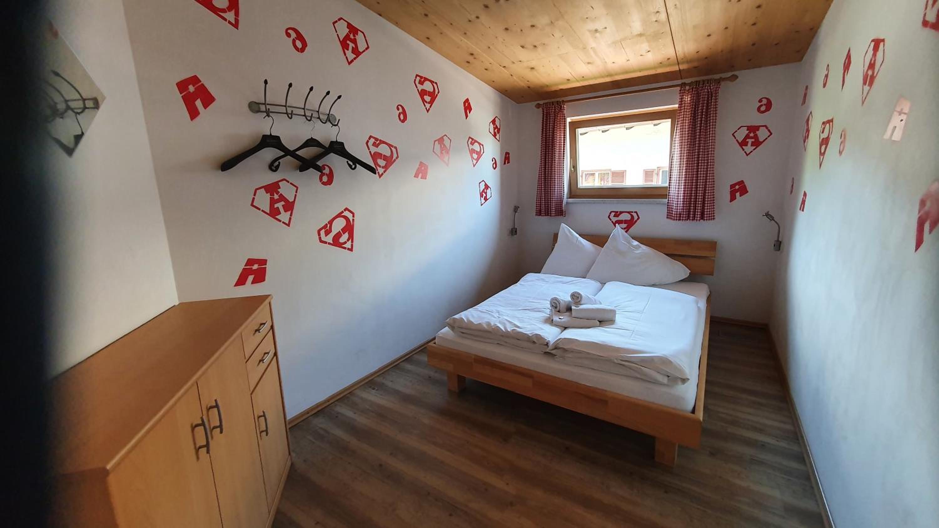 Double Room with Shared Bathroom photo 1