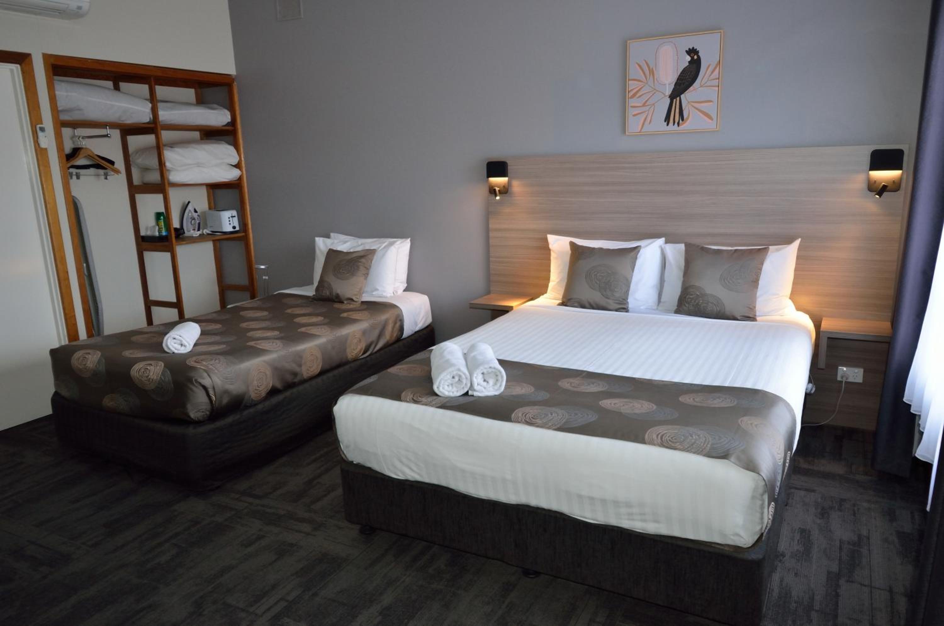 Twin Room - Photo 4
