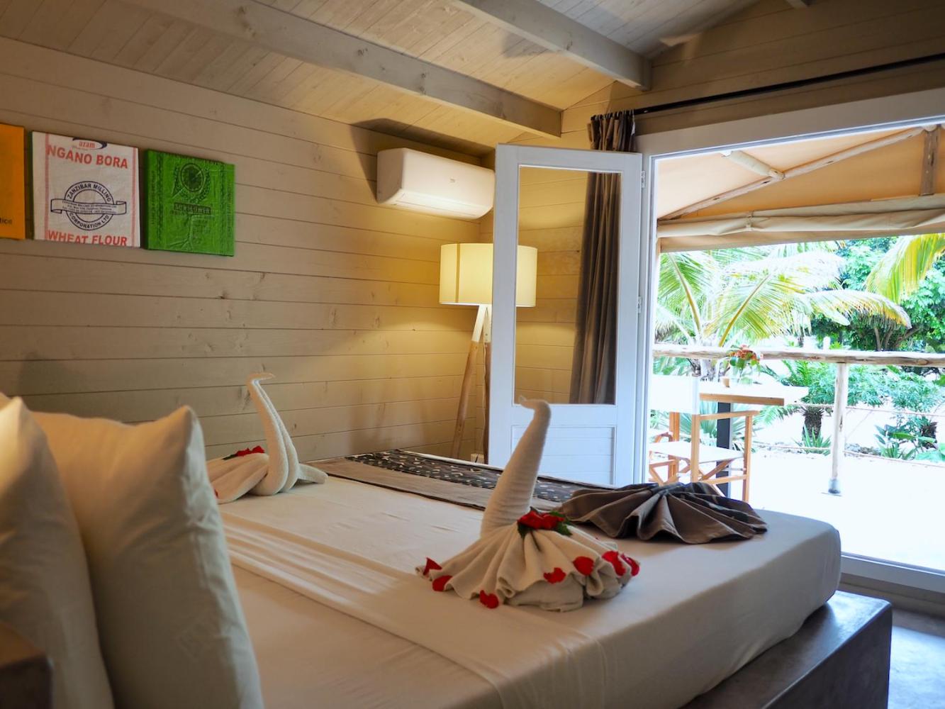 Double Room with Garden View - Photo 11