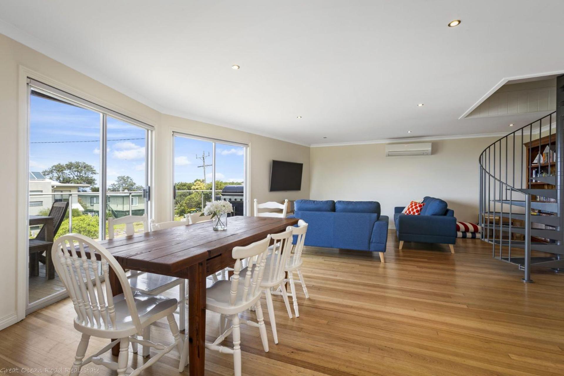 Three-Bedroom House photo 1