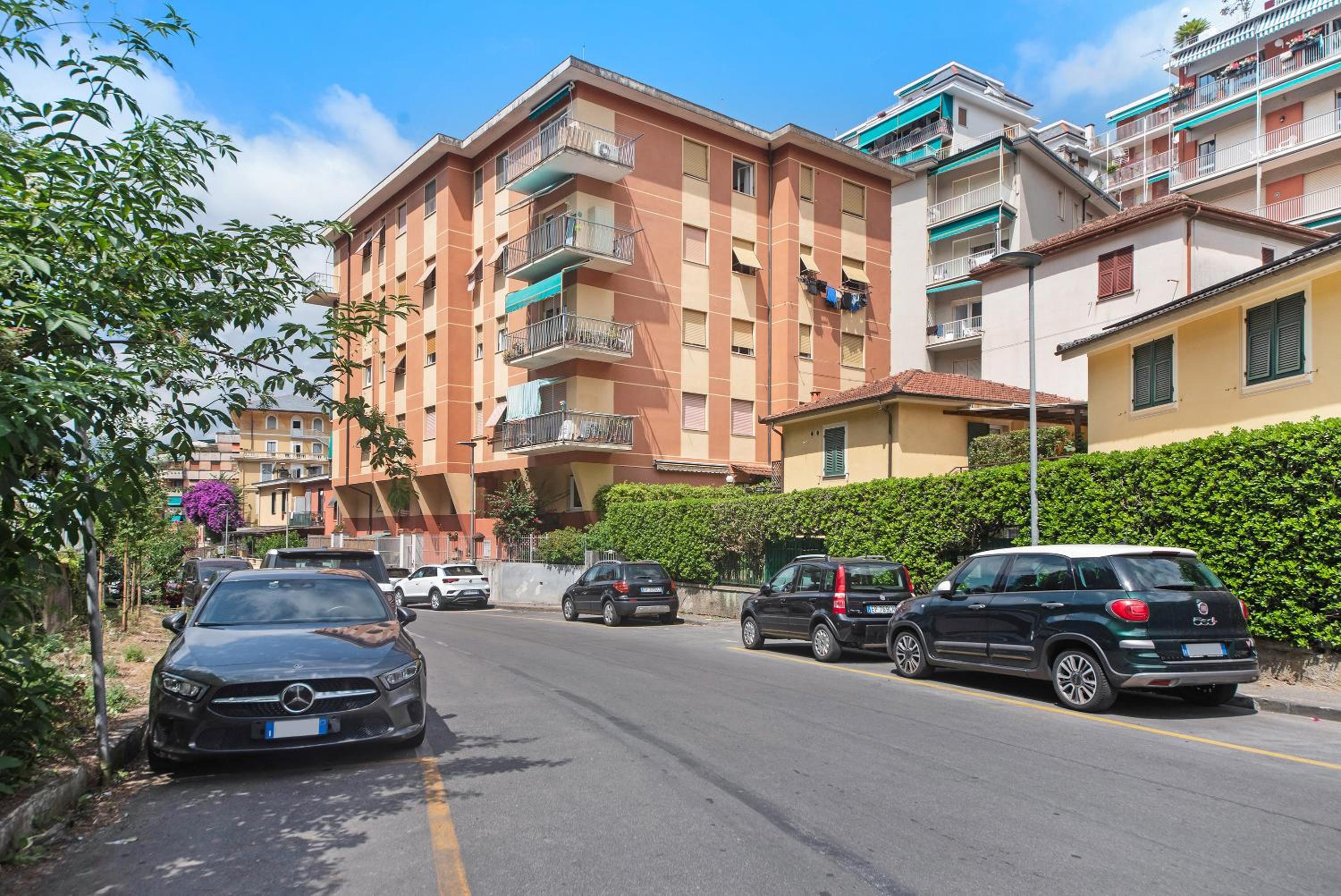 Two-Bedroom Deluxe Apartment with Garden View photo 3