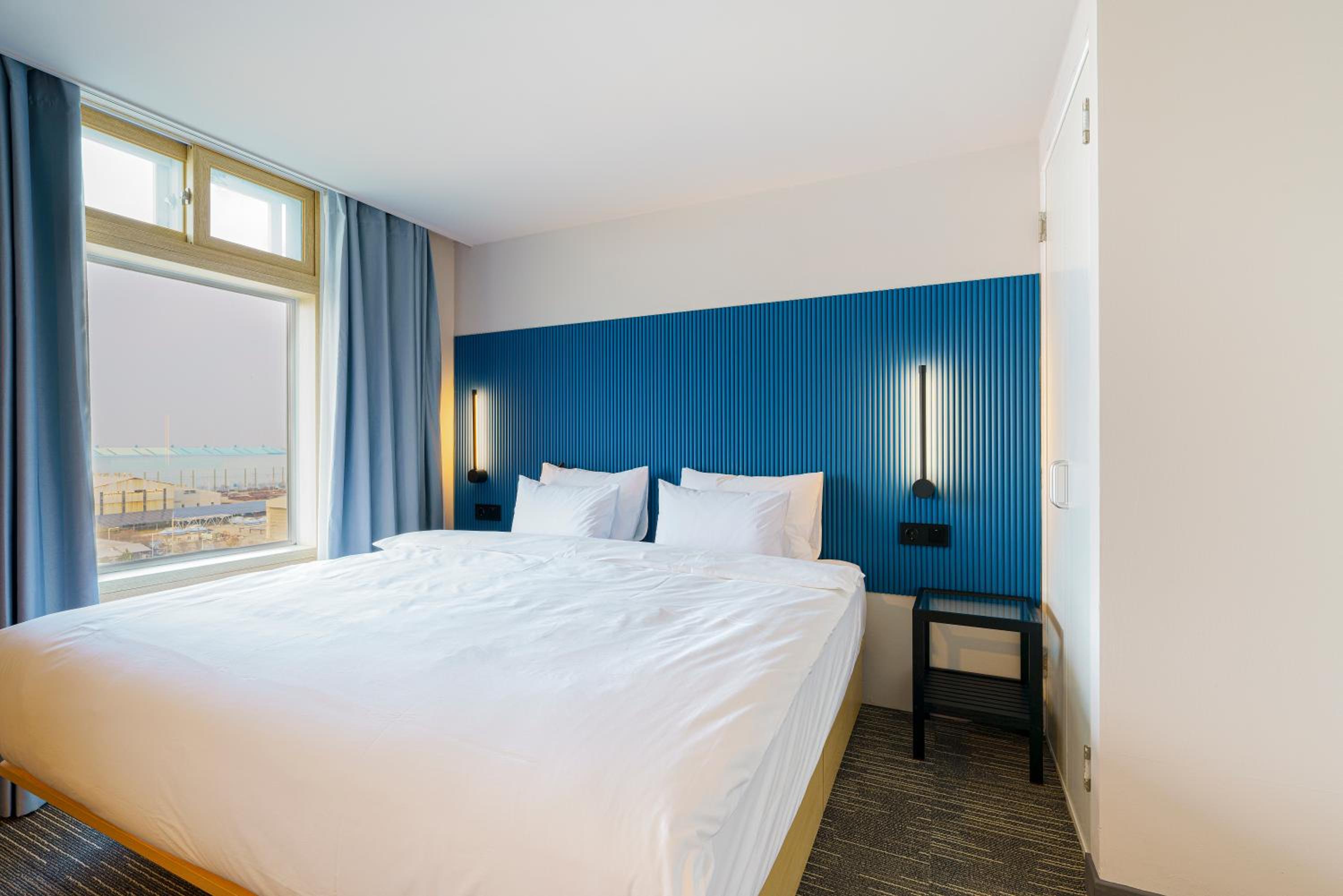 Suite - Photo 4