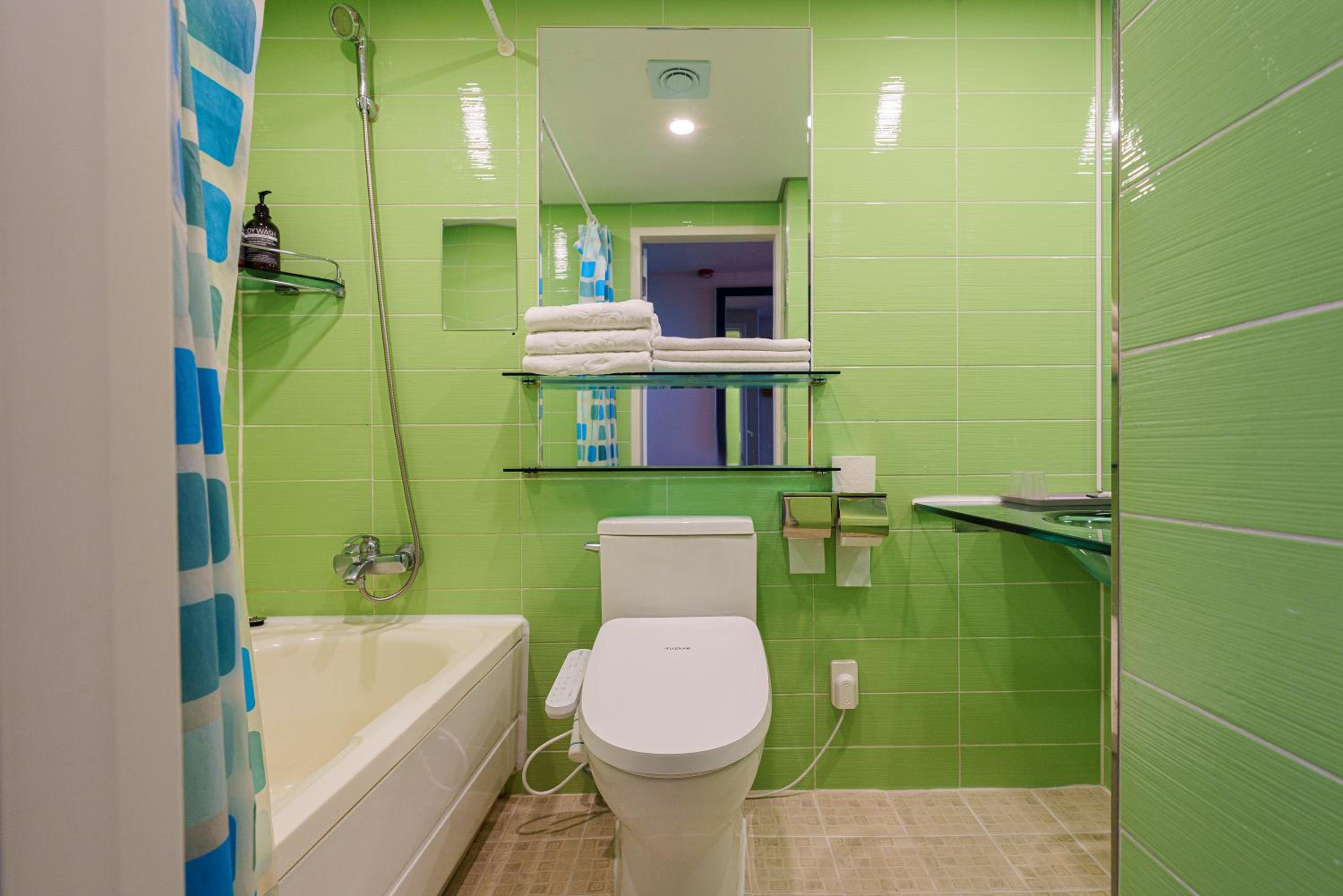 Deluxe Double or Twin Room - Photo 5