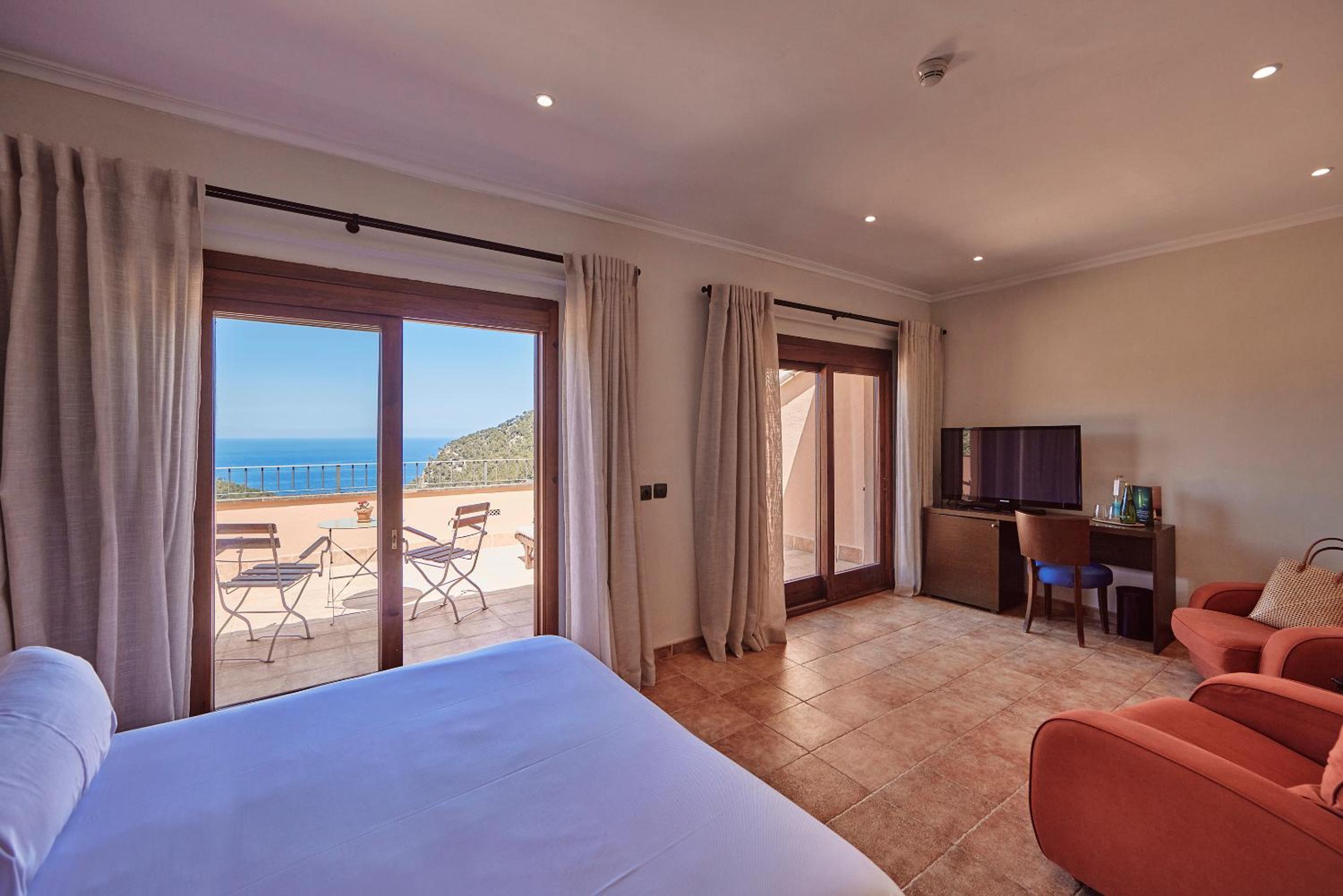 Suite with Terrace and Sea View - Spa Access Not Included - Photo 5