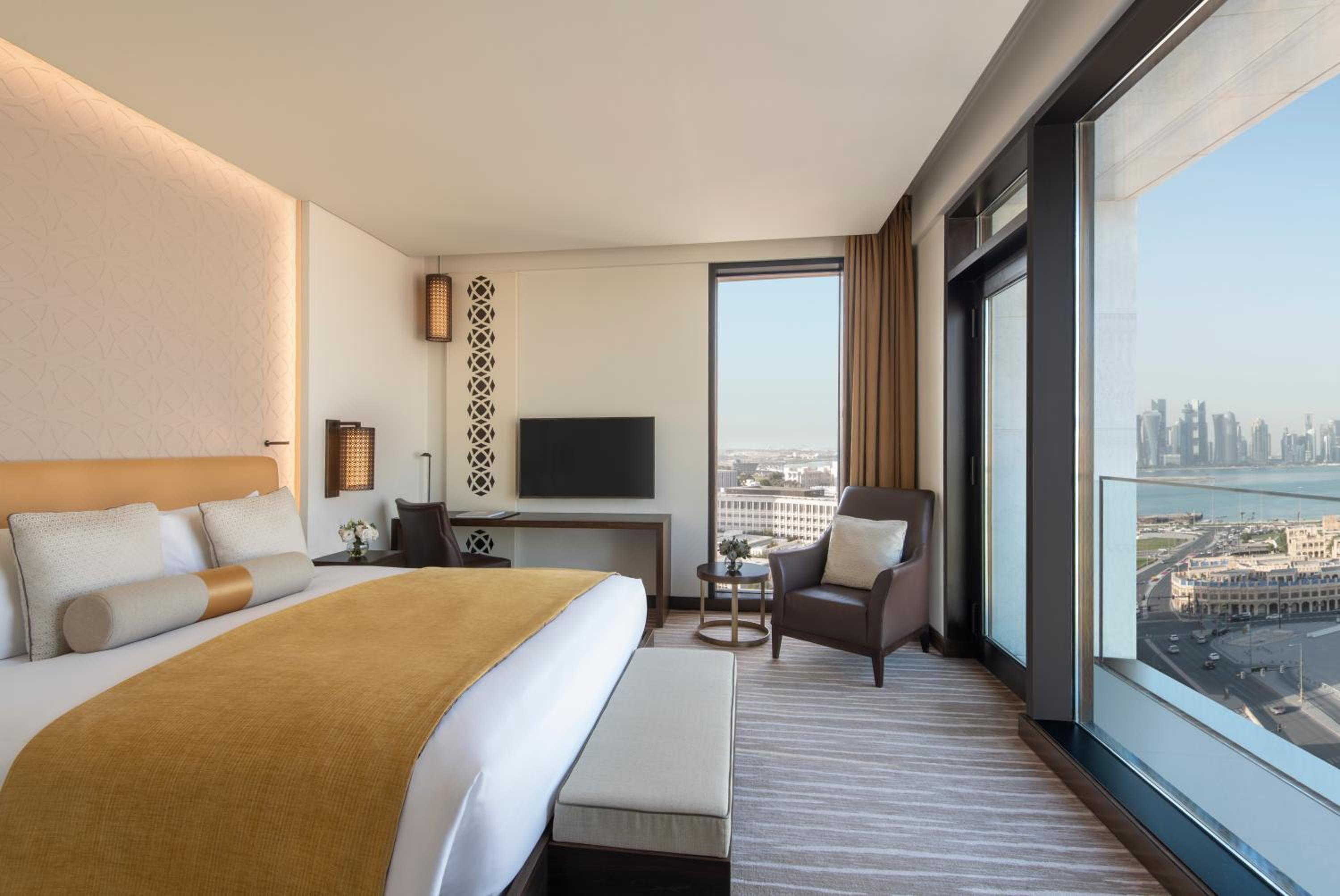 Deluxe King Room with Balcony