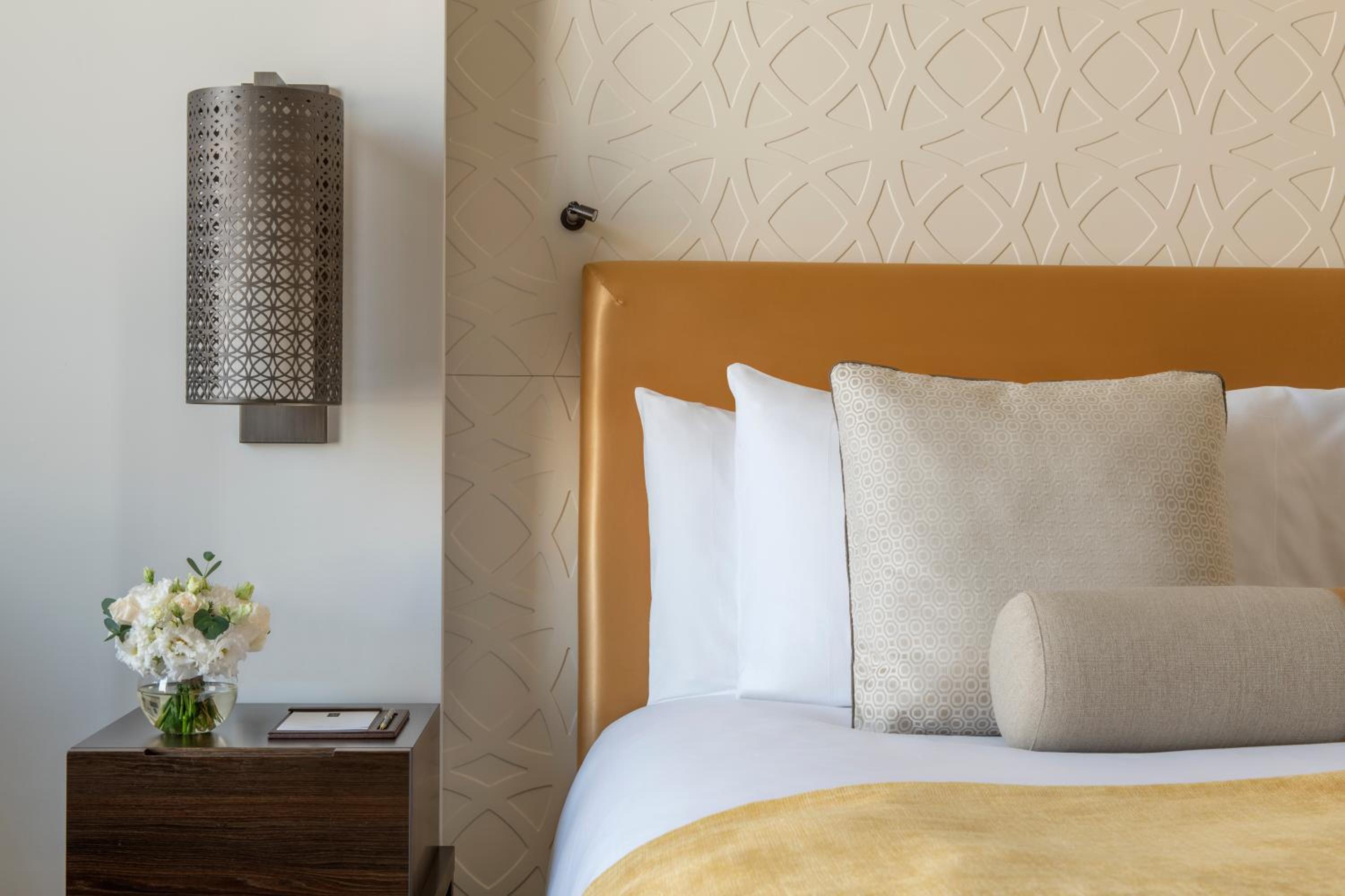Superior King Room photo 2