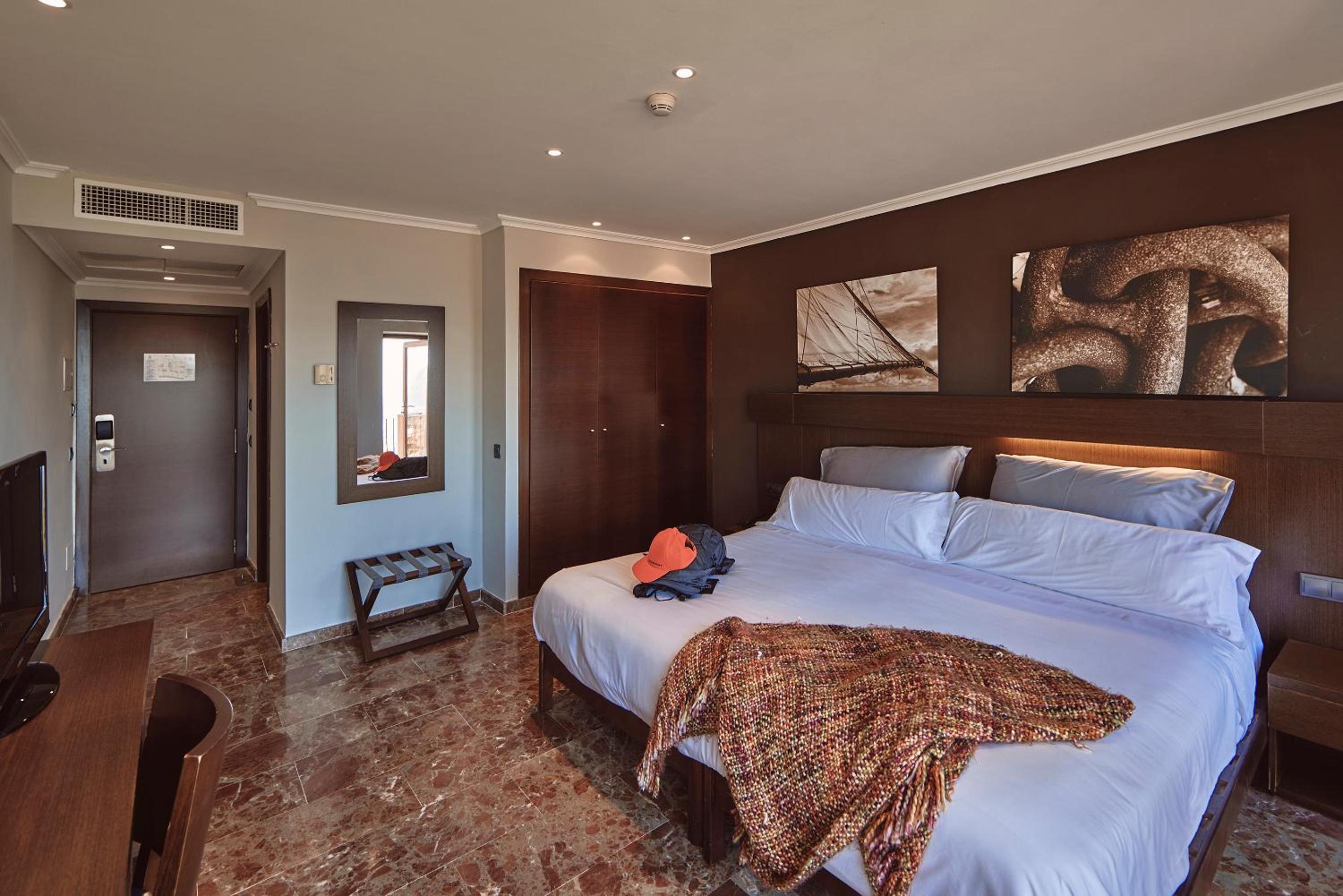 Superior Double or Twin Room with Sea View - Spa Access Not Included - Photo 2