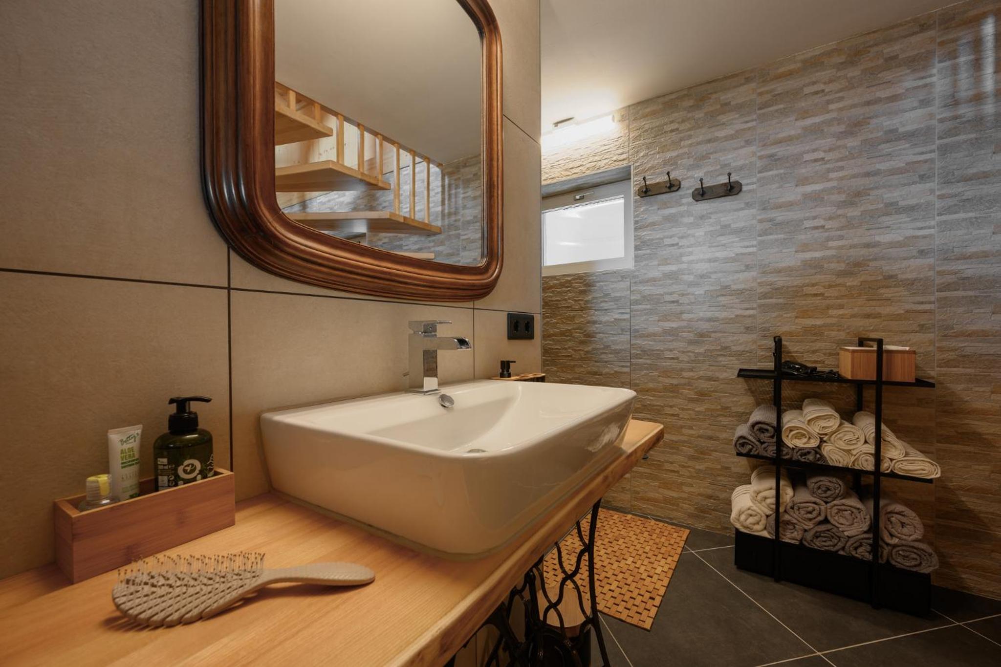 Two-Bedroom Chalet - Photo 15