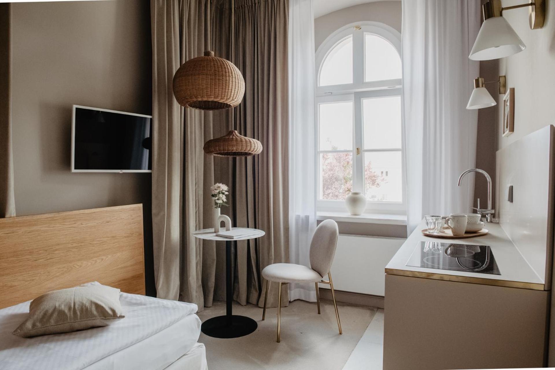 Deluxe Single Room