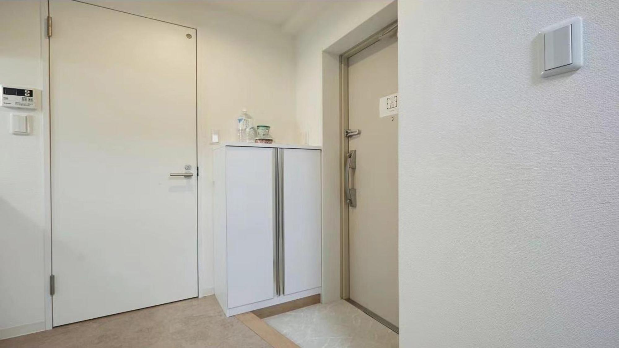 Apartment photo 2