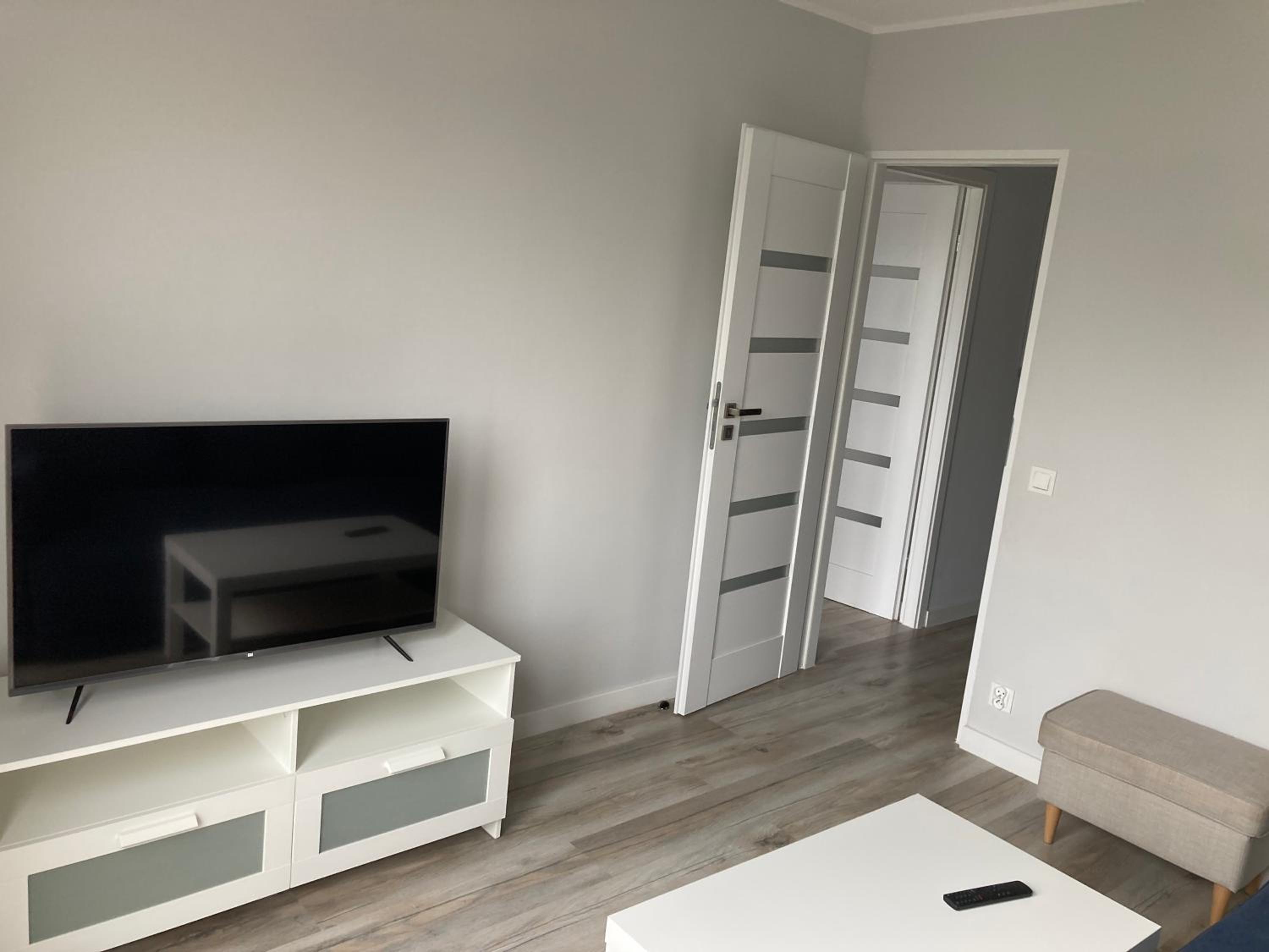 Two-Bedroom Apartment - Photo 6