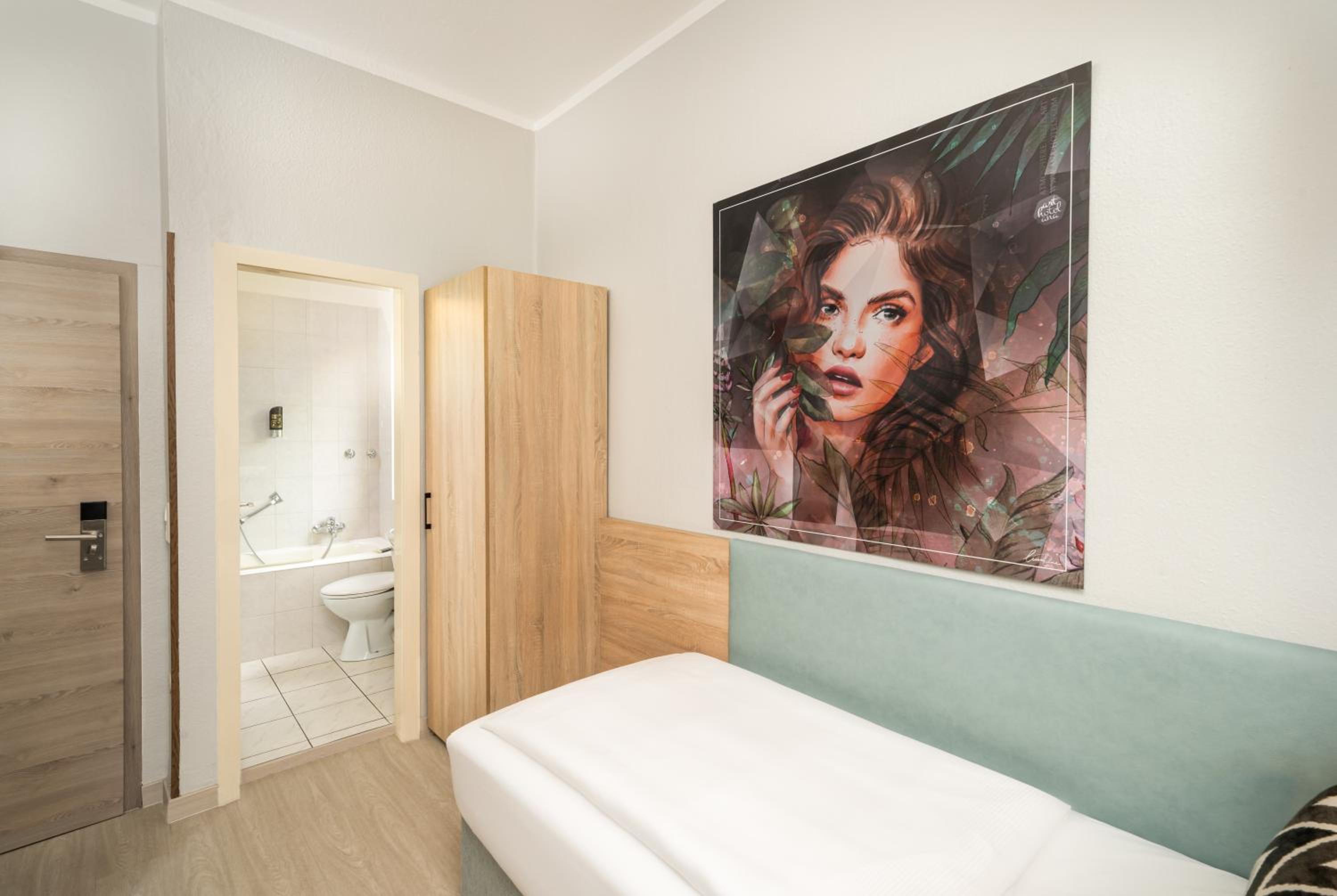 Economy Single Room photo 2