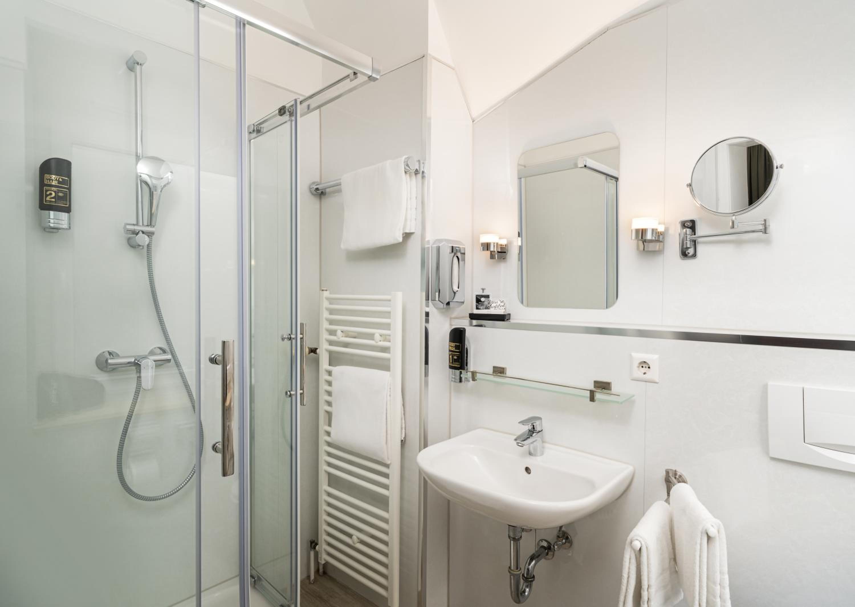 Superior Double Room - Photo 10