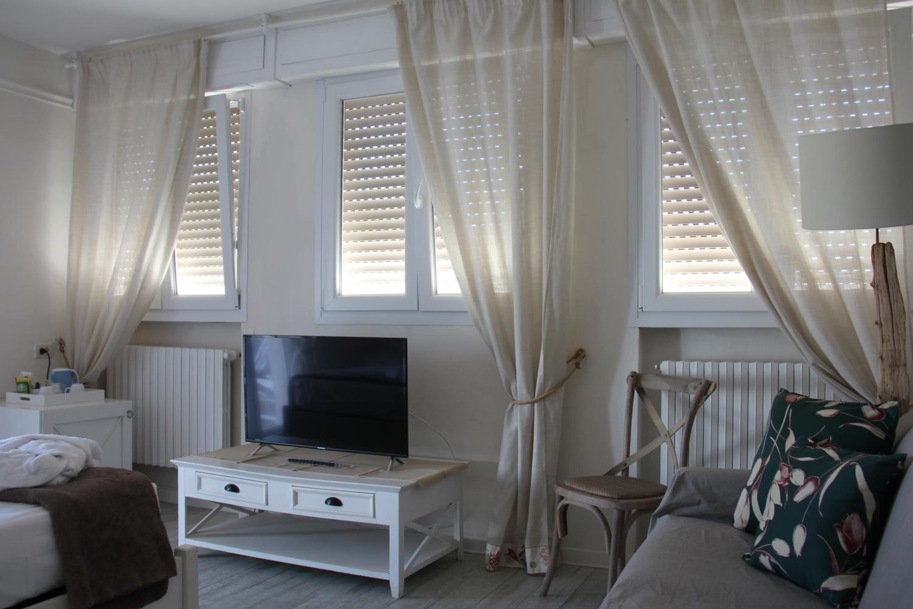 Suite with Terrace - Photo 1