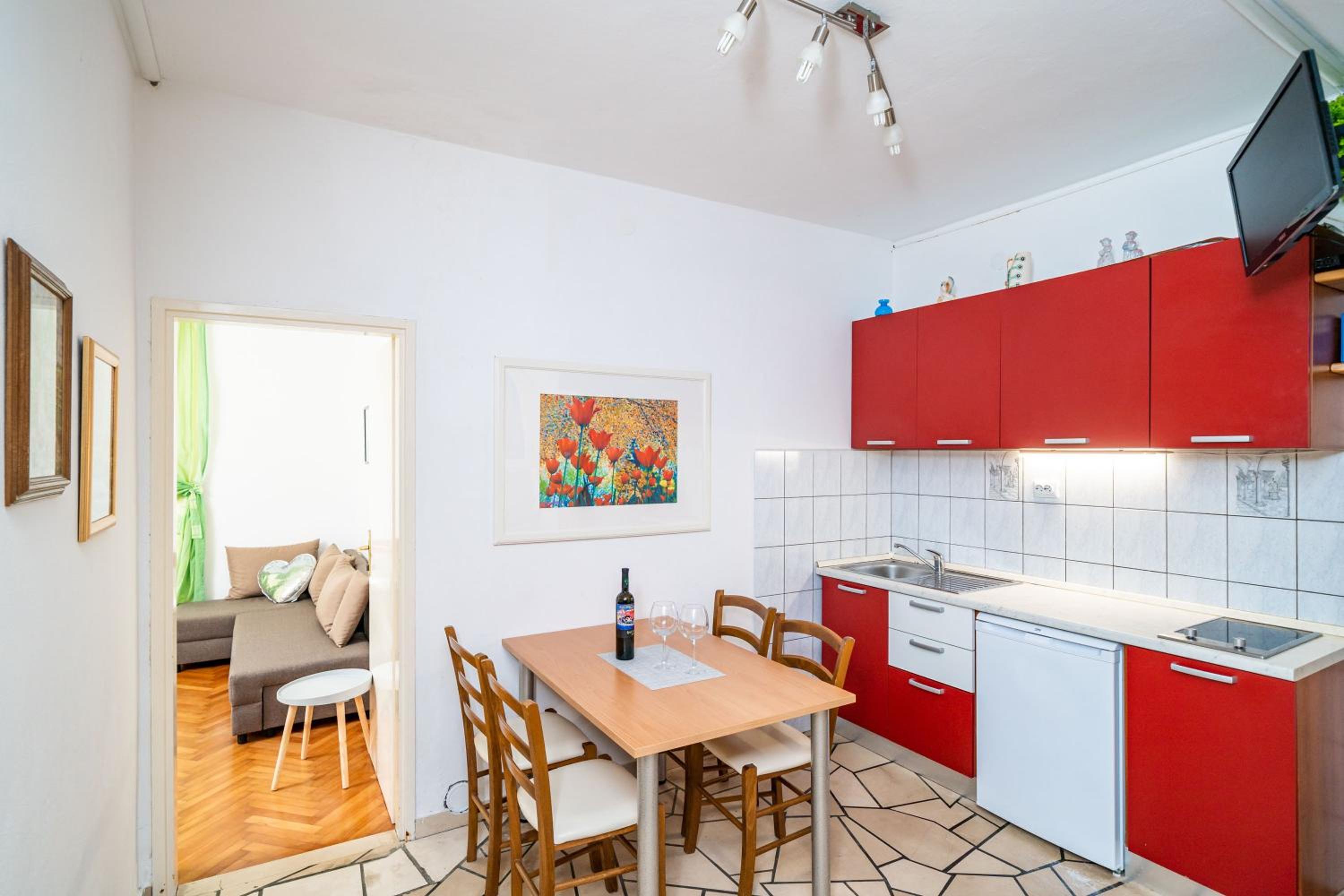 Two-Bedroom Apartment with Terrace photo 3