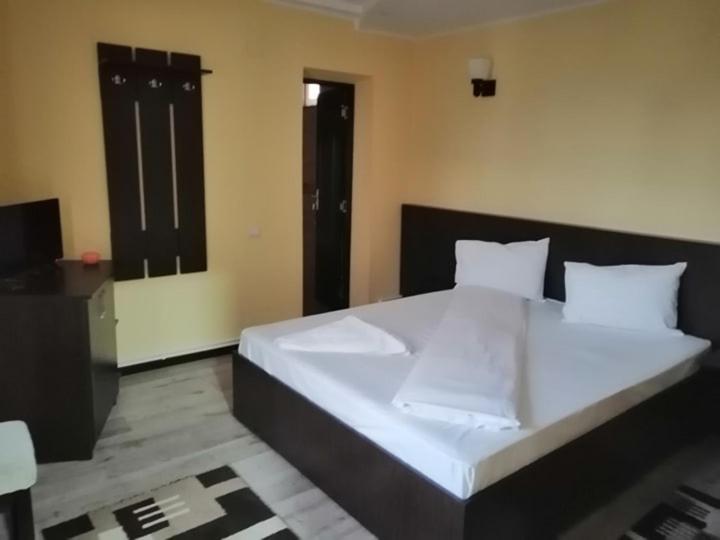 Triple Room - Photo 3