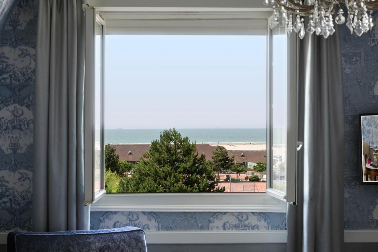 Deluxe Room with Sea View - Photo 3