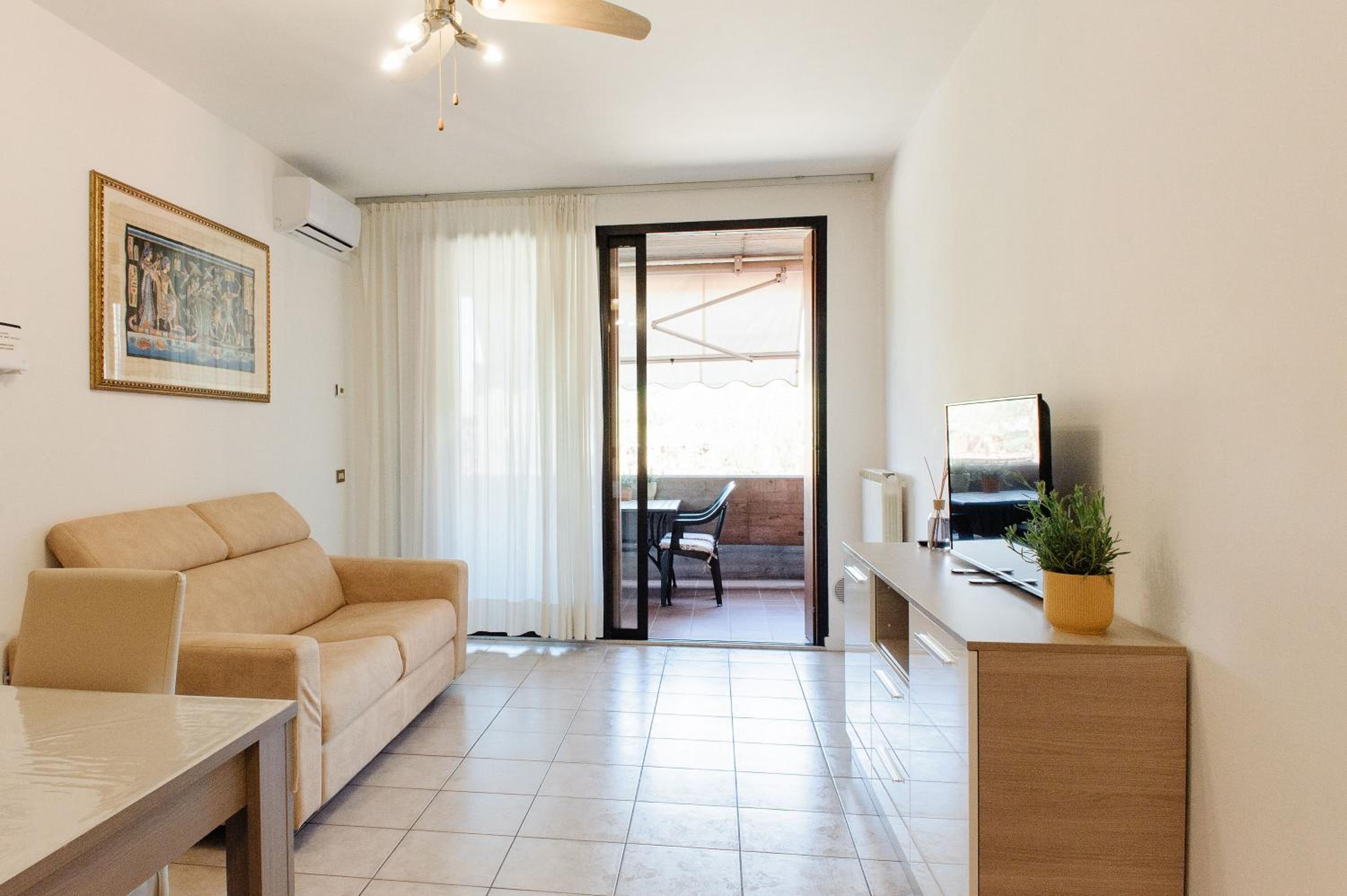One-Bedroom Apartment