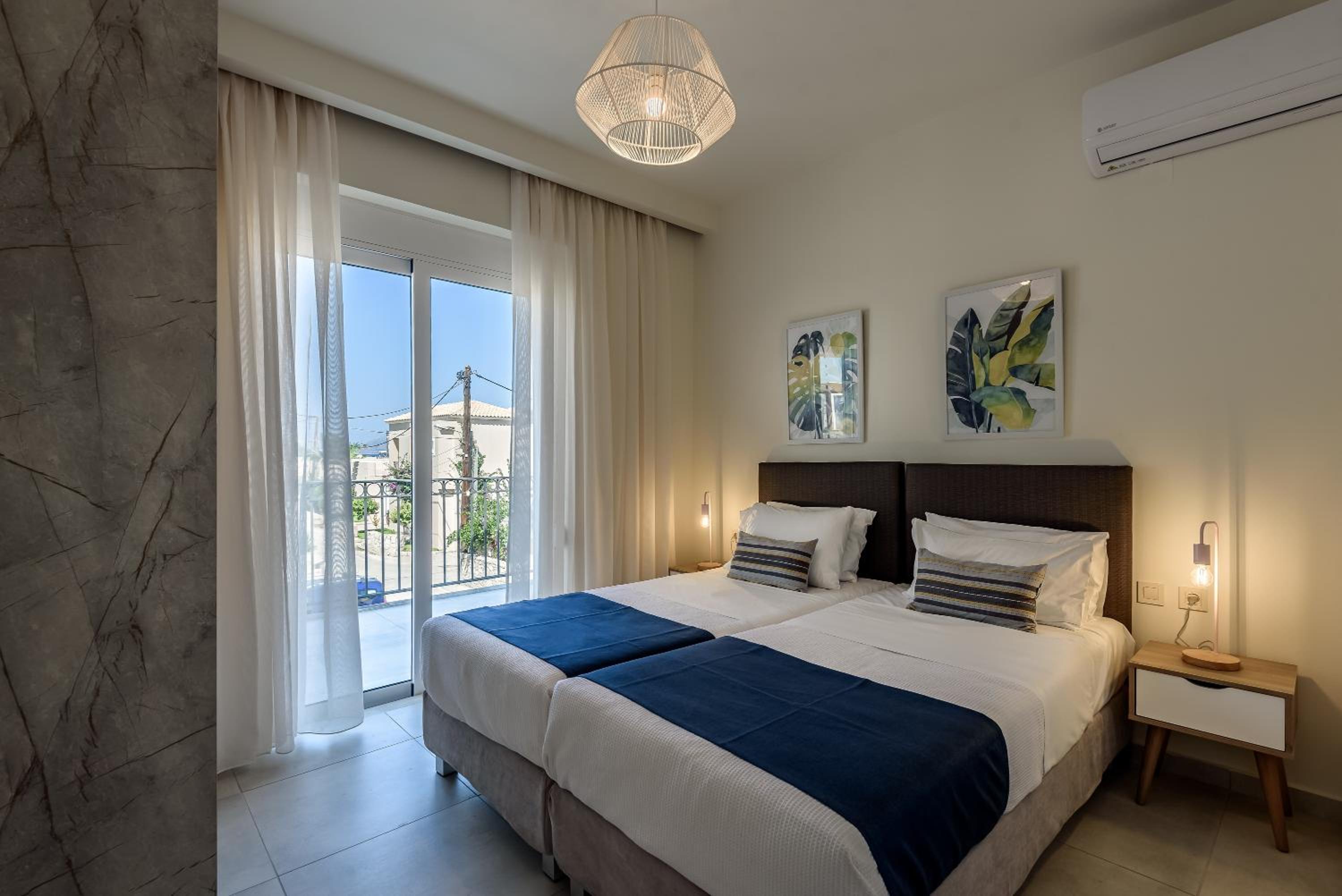 Two-Bedroom Villa with Sharing Pool photo 2