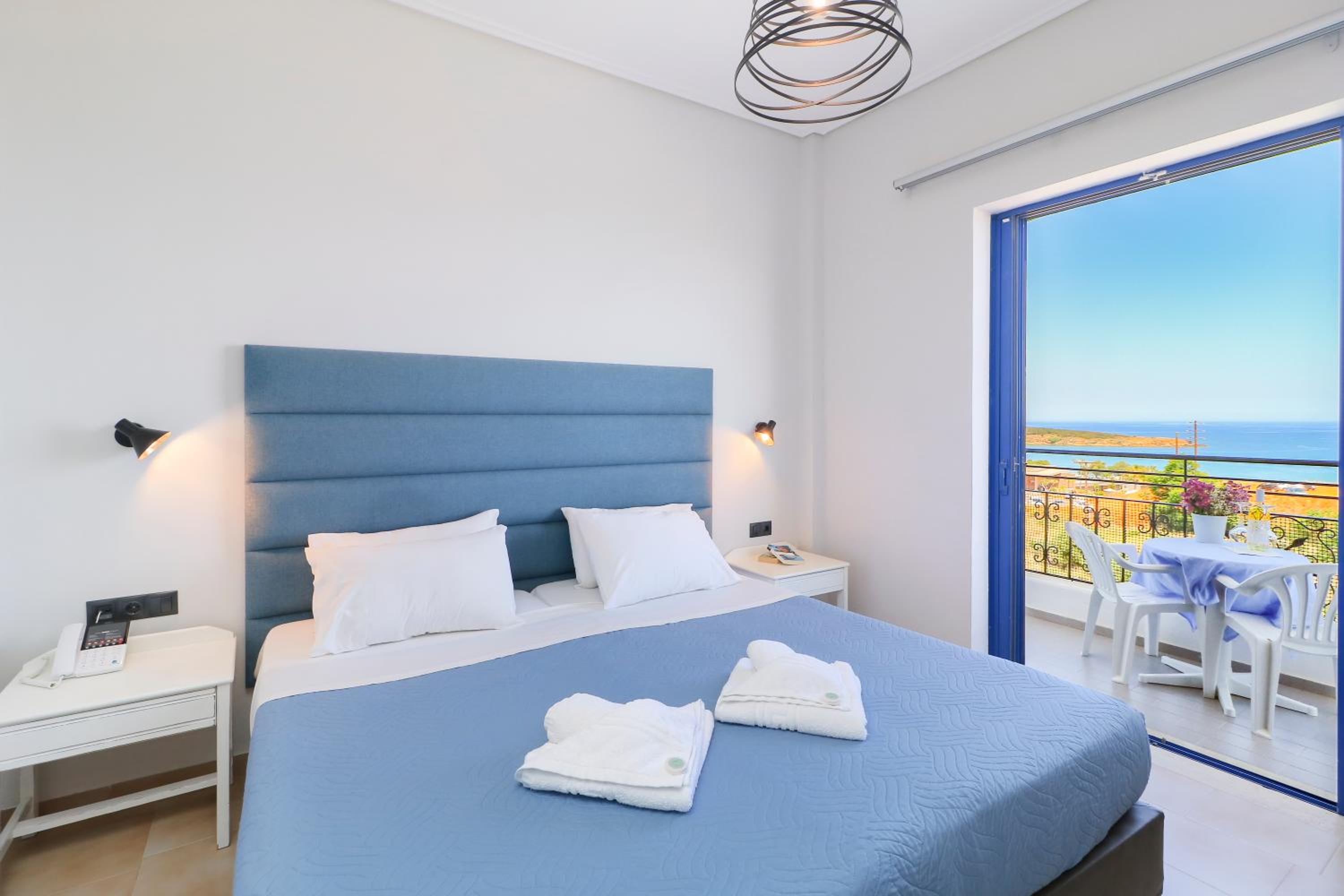 Double or Twin Room with Side Sea View