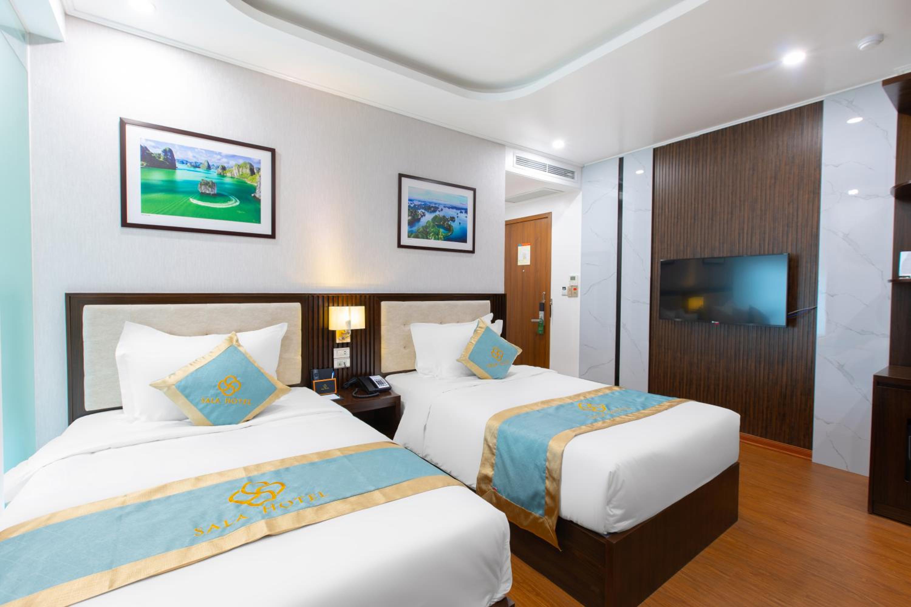 Deluxe Twin Room - Photo 8