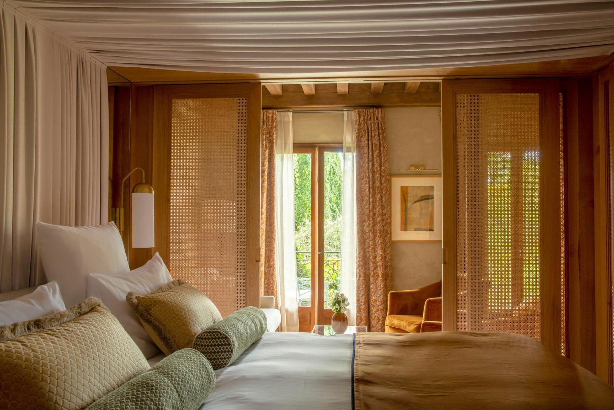 King Suite - Photo 6