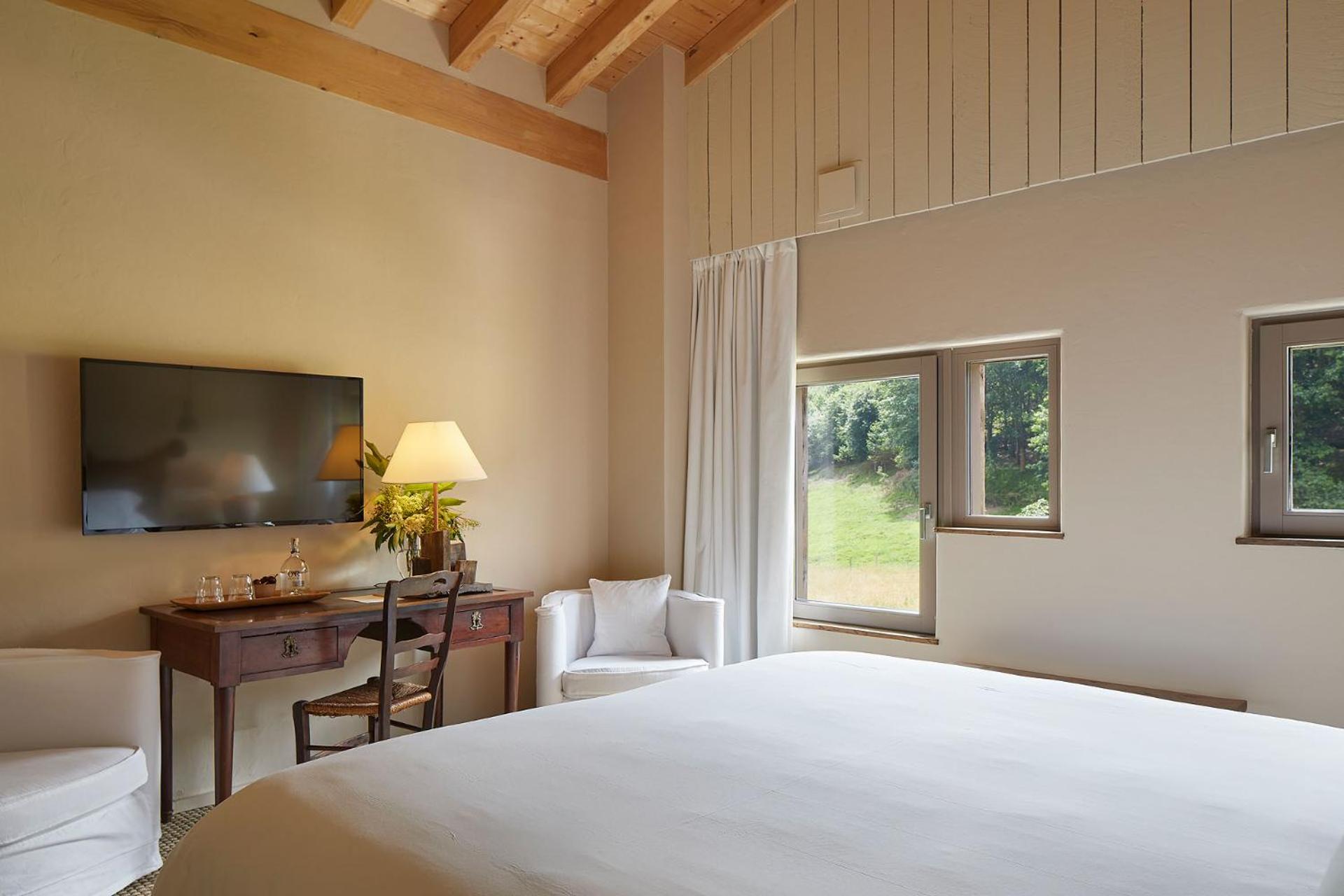Deluxe Double Room - Photo 5