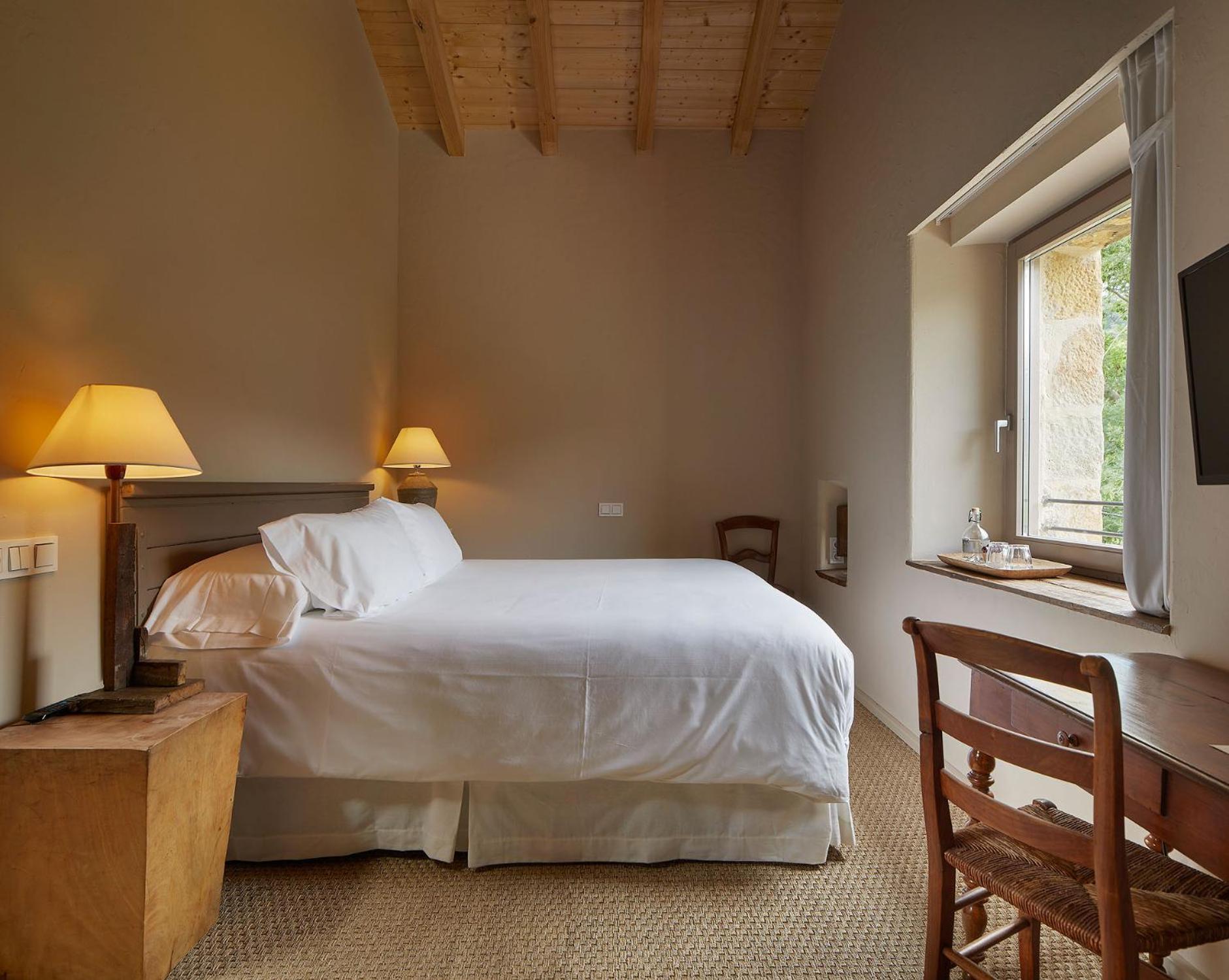 Double Room - Photo 3