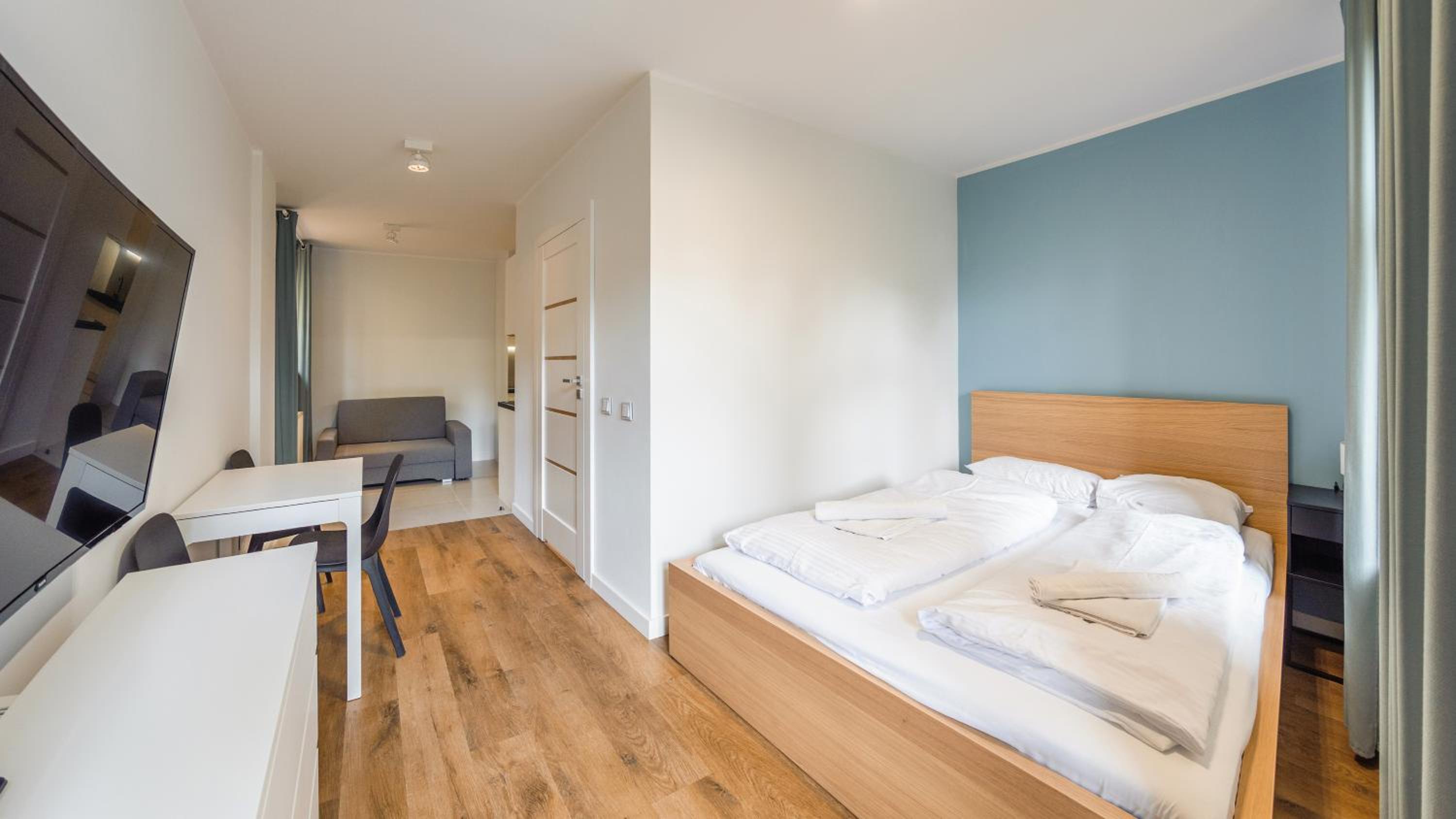 Studio Apartment