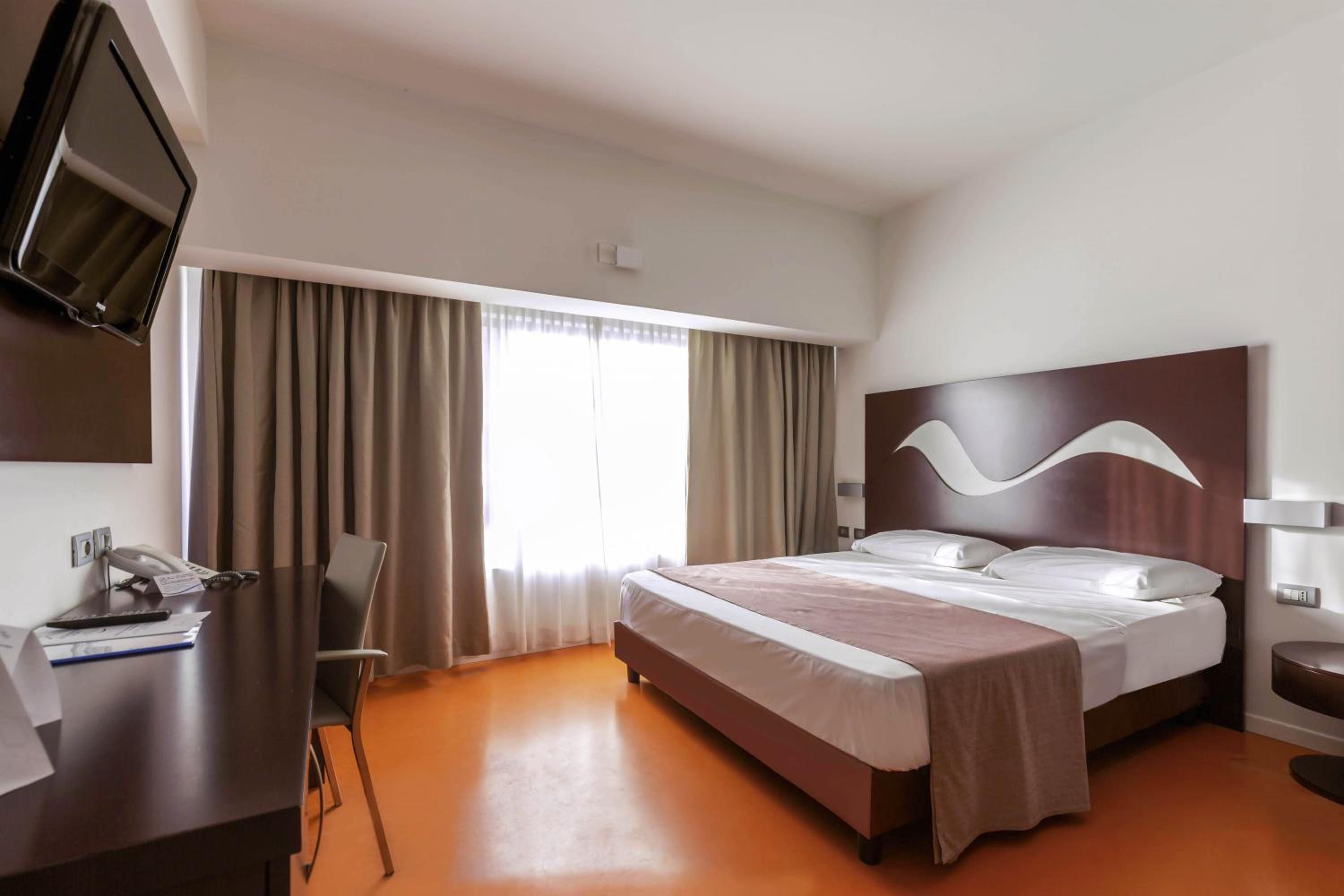 Economy Double or Twin Room