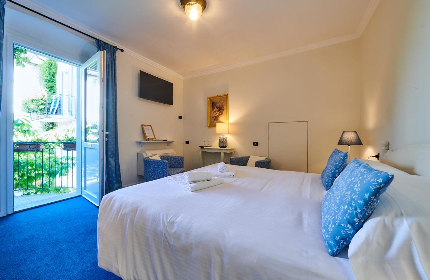 Standard Double Room - Photo 4