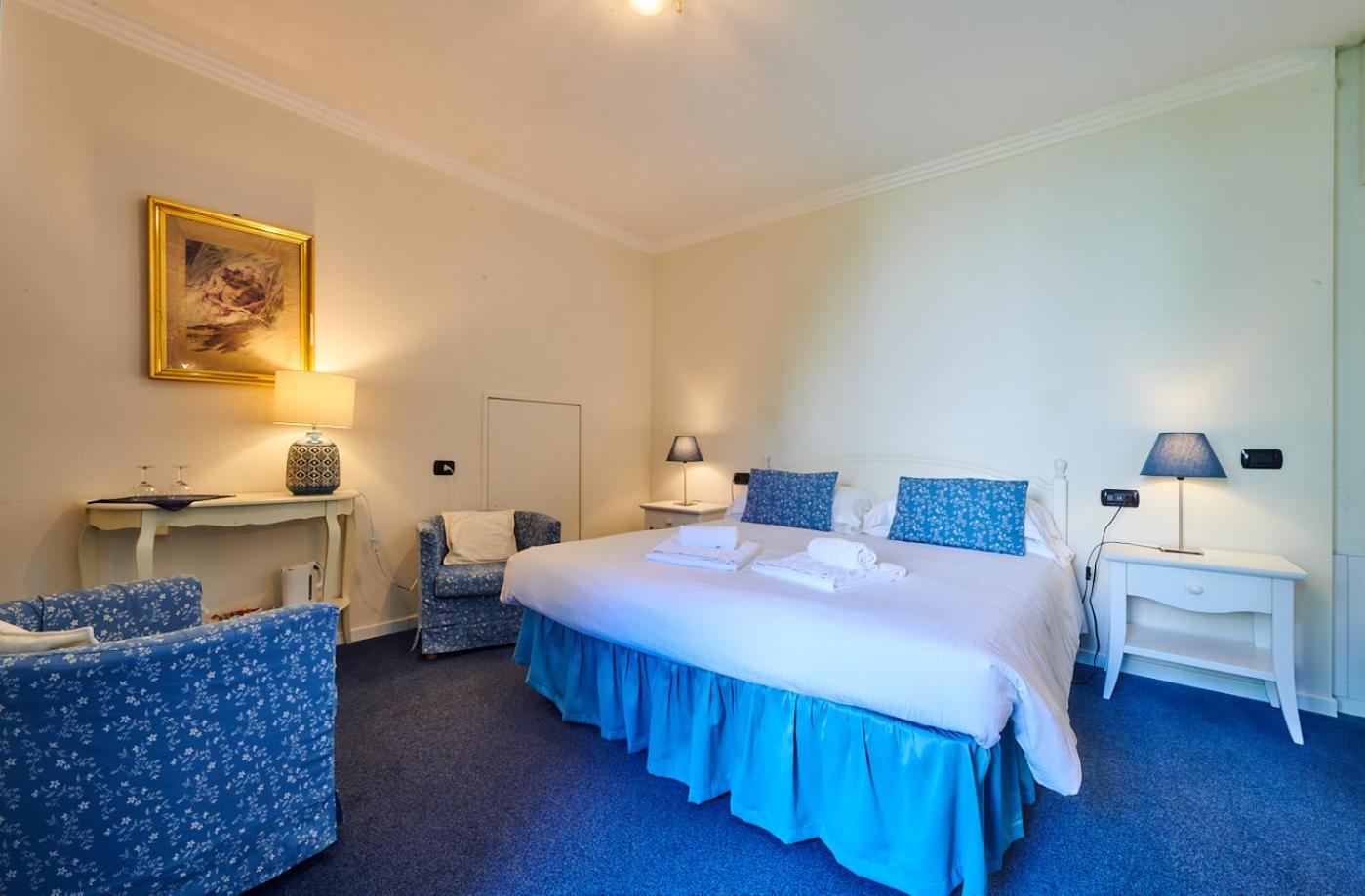 Standard Double Room - Photo 1