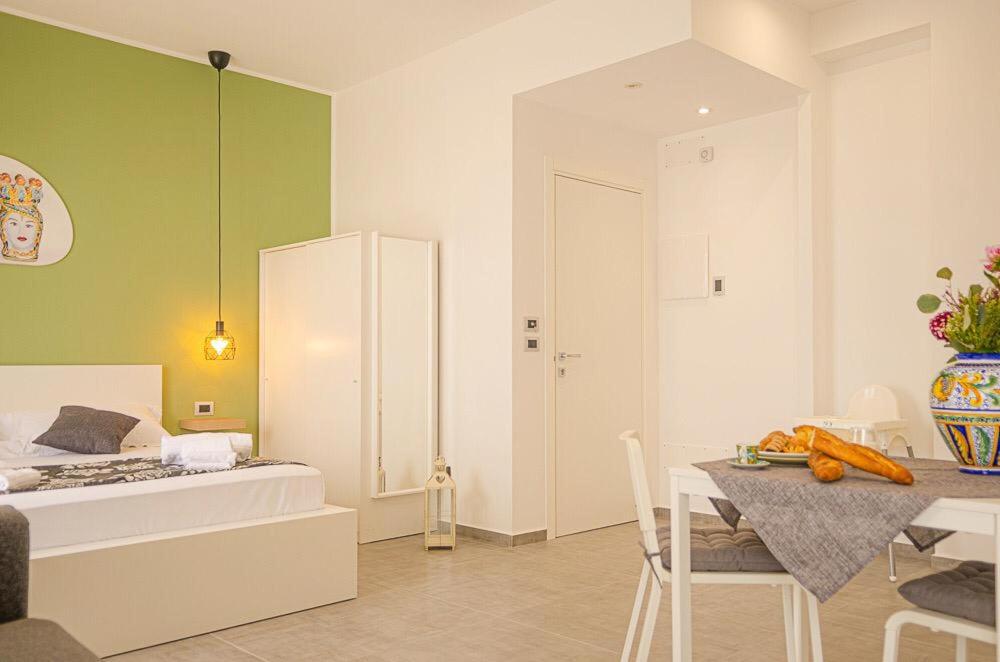 Studio Apartment with Sea View