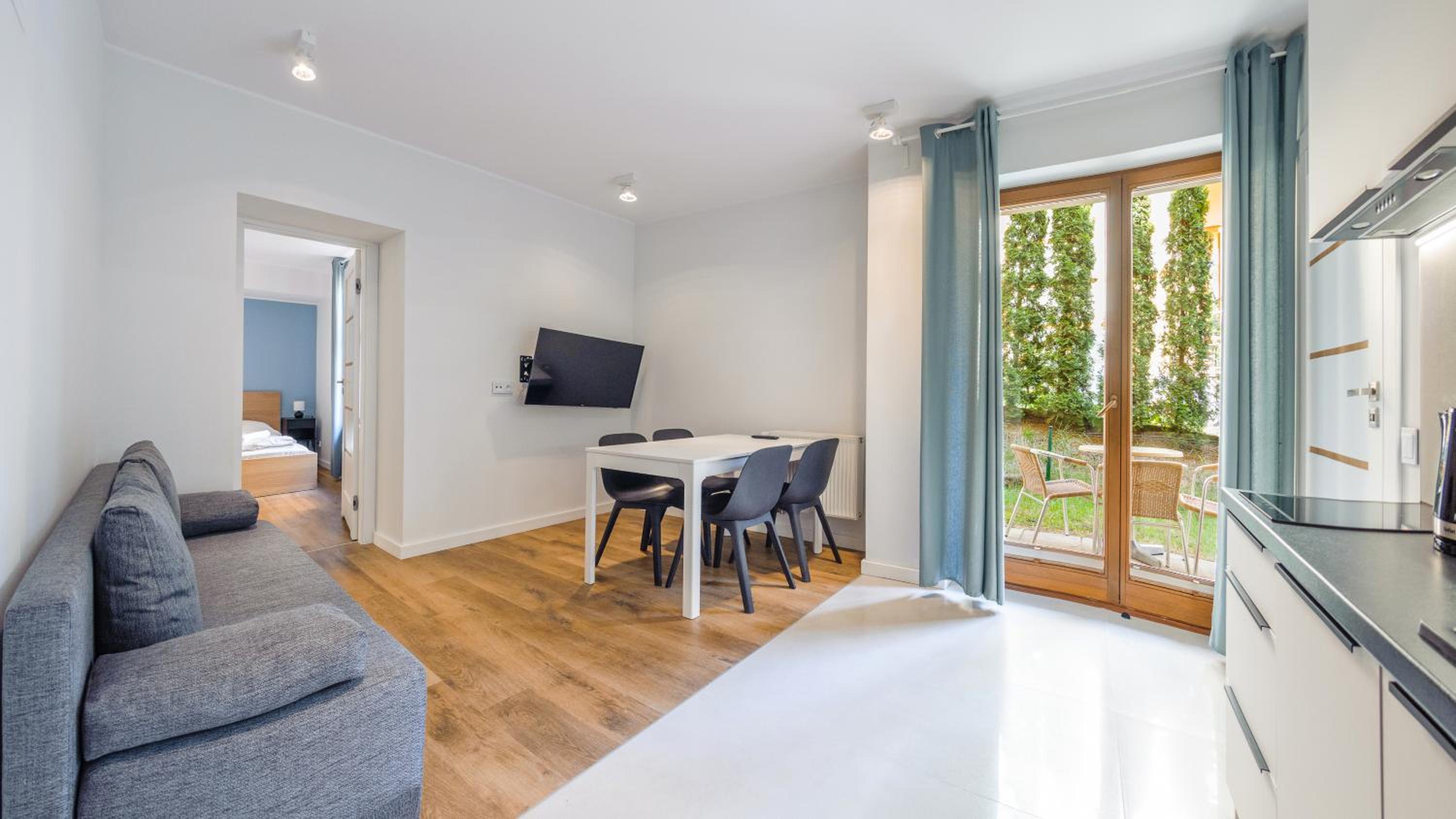 One-Bedroom Apartment