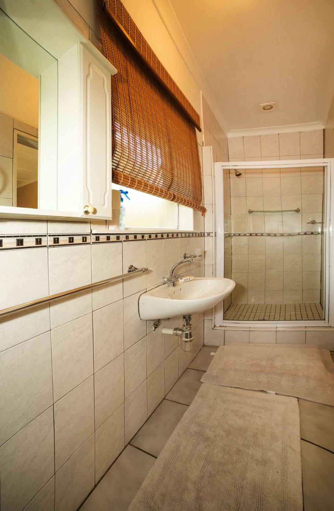 Double or Twin Room photo 2