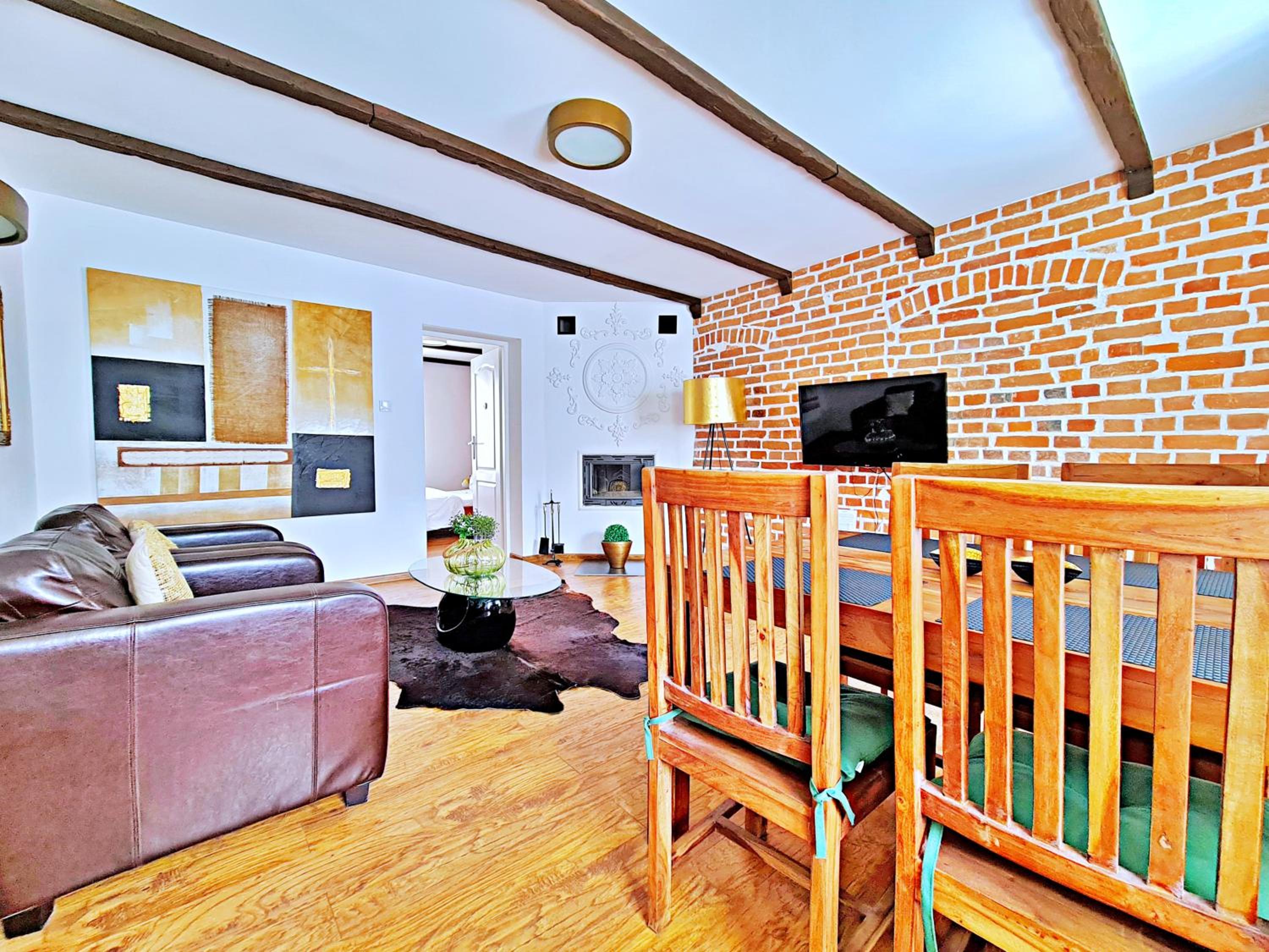 Deluxe King Room photo 1