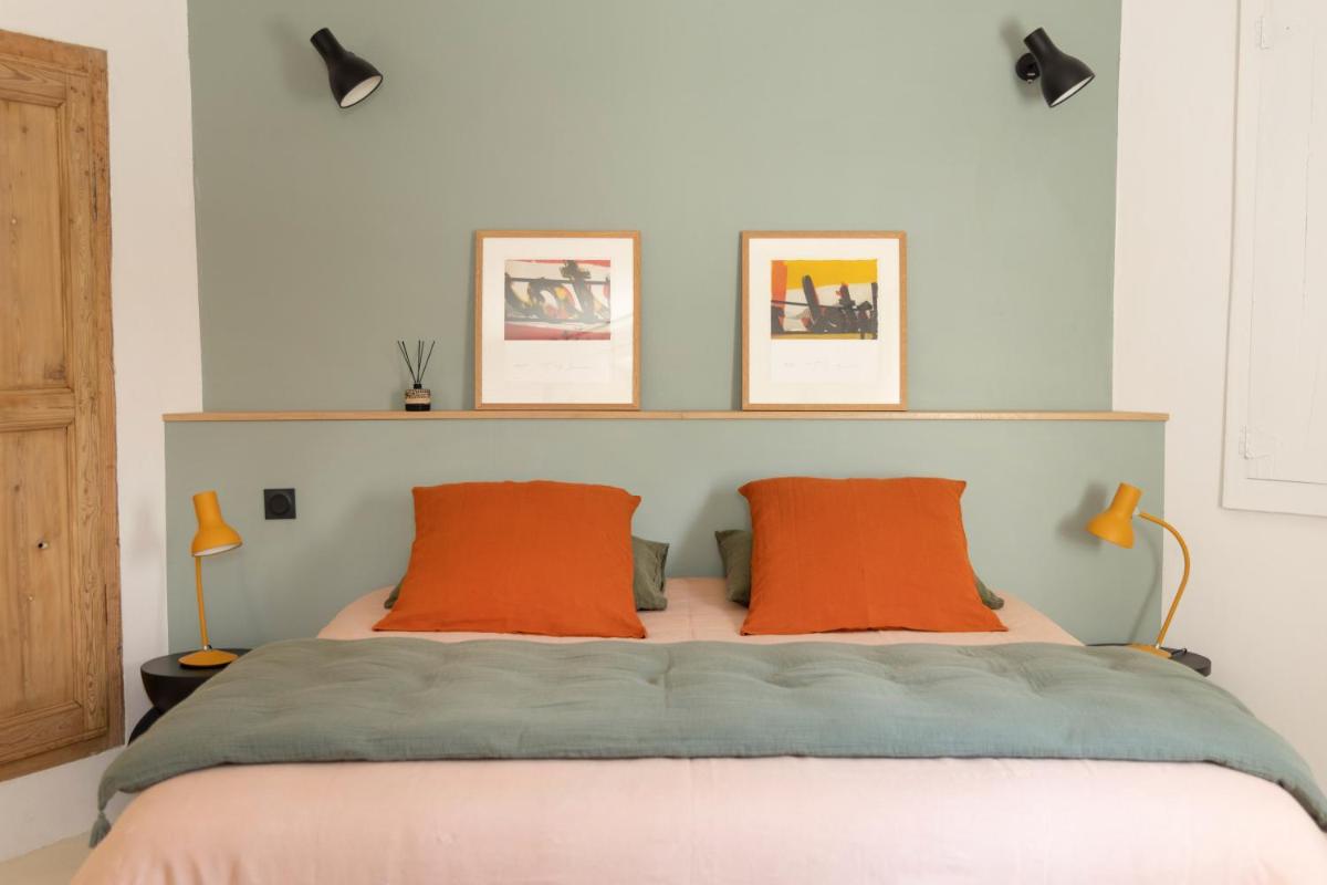 Double Room with Private Bathroom photo 2