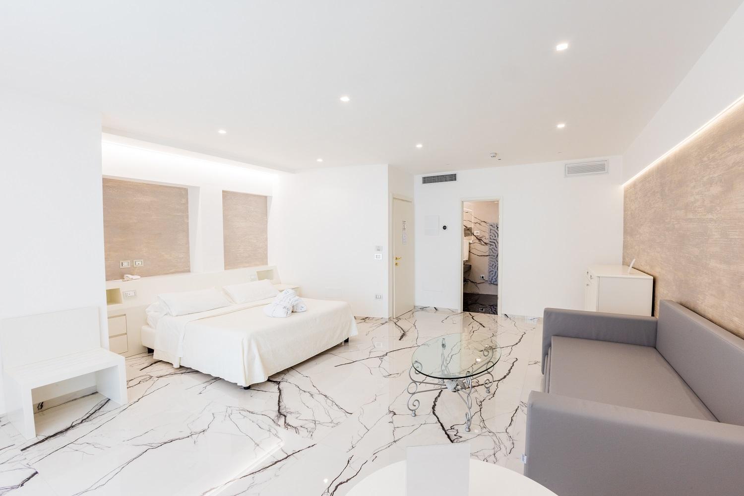 Junior Suite with Sea View photo 2
