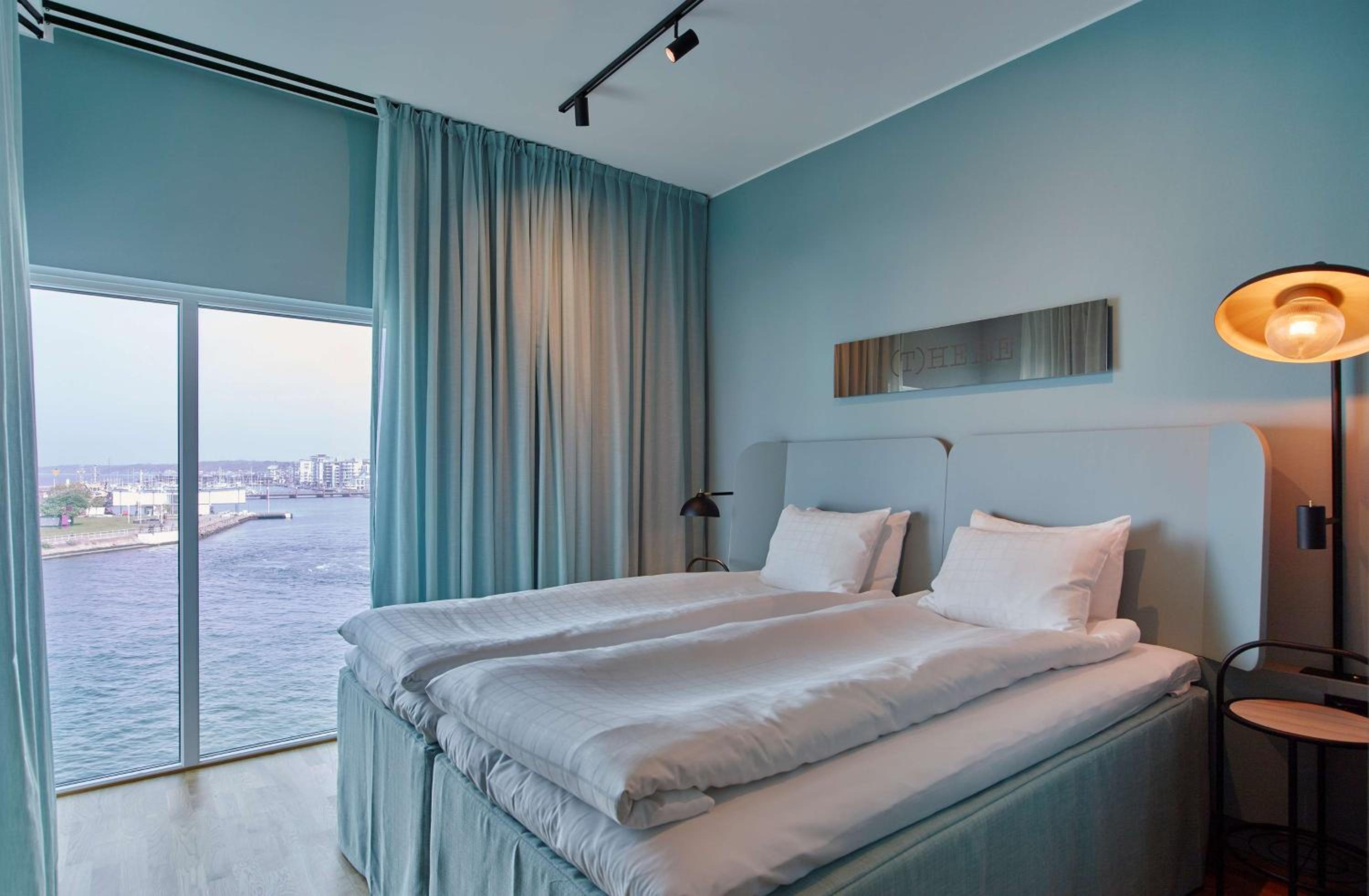 Superior Twin Room - Photo 1