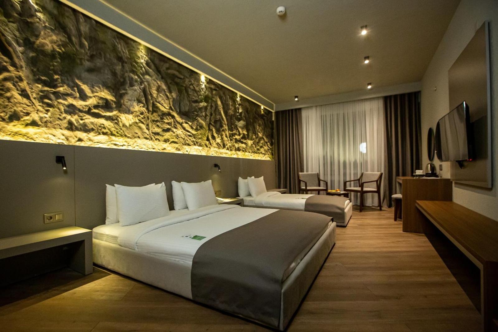 Superior Twin Room - Photo 8