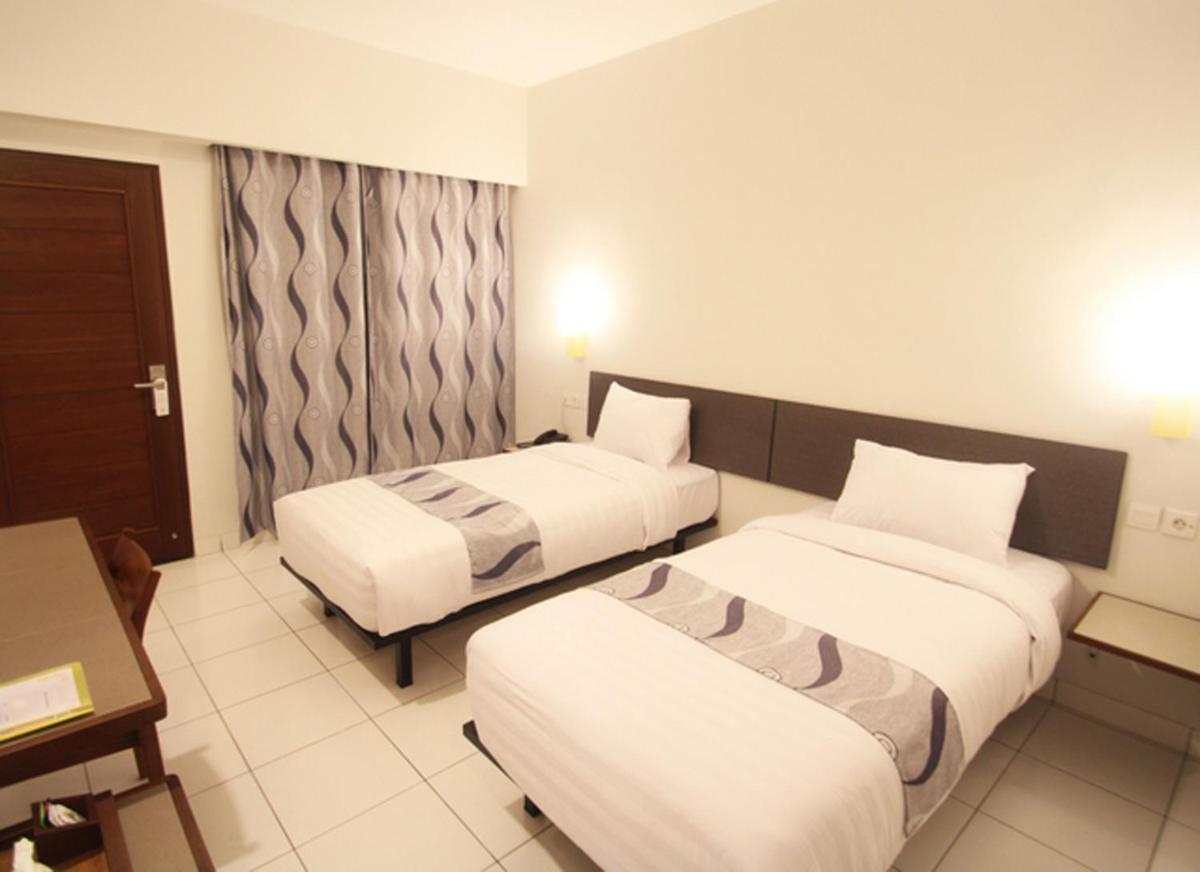 Deluxe Double or Twin Room - Photo 9